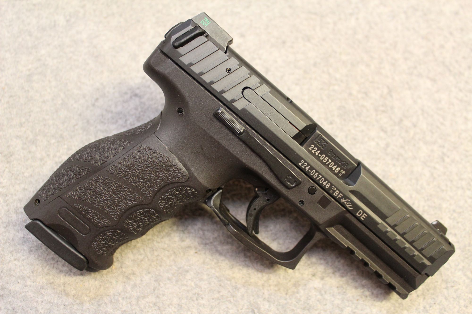 HK ~ VP9 ~ 9mm Luger