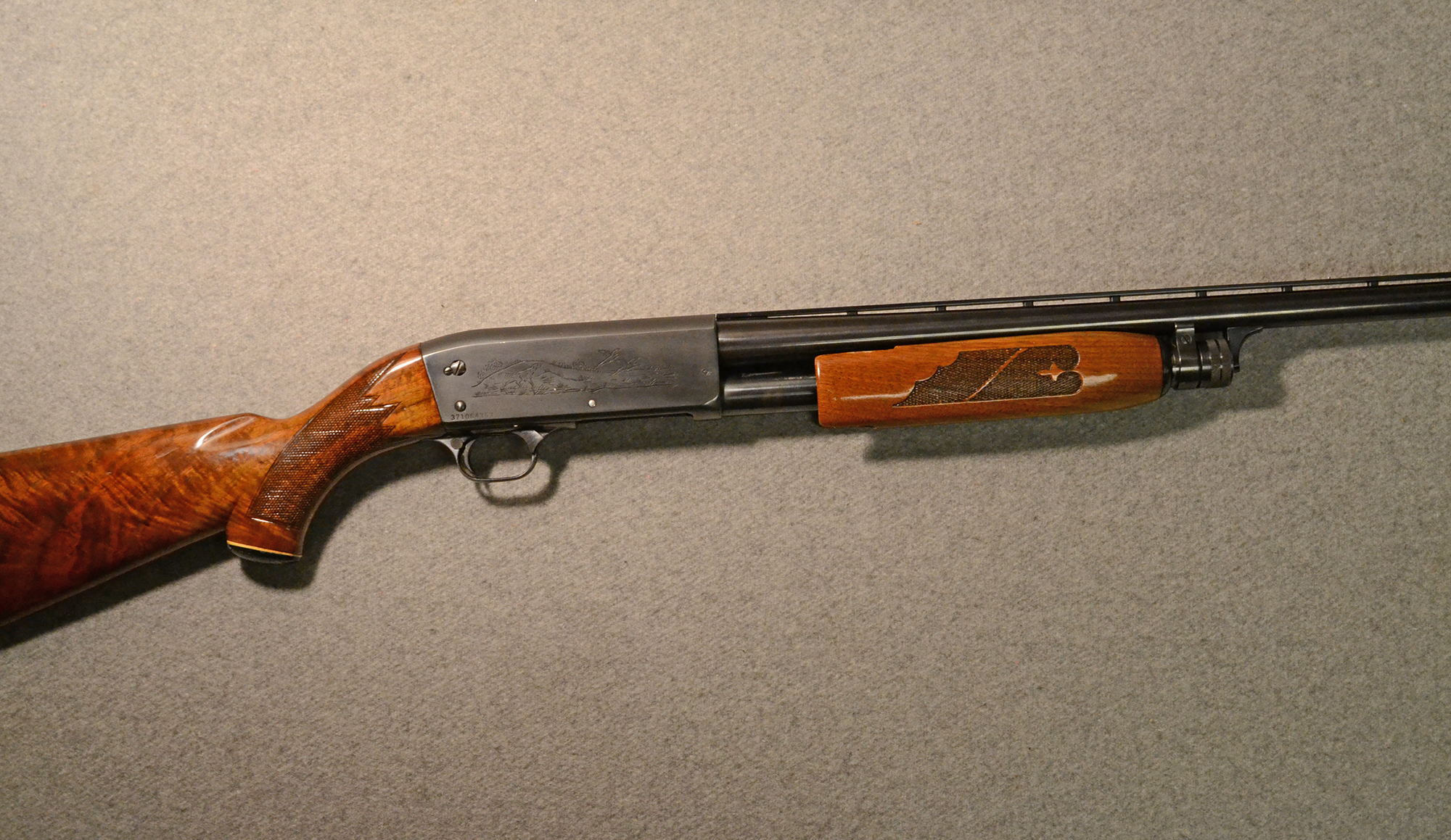 Ithaca Gun Co ~ Model 37 Featherlight ~ 12 Gauge - Ithaca Gun Company