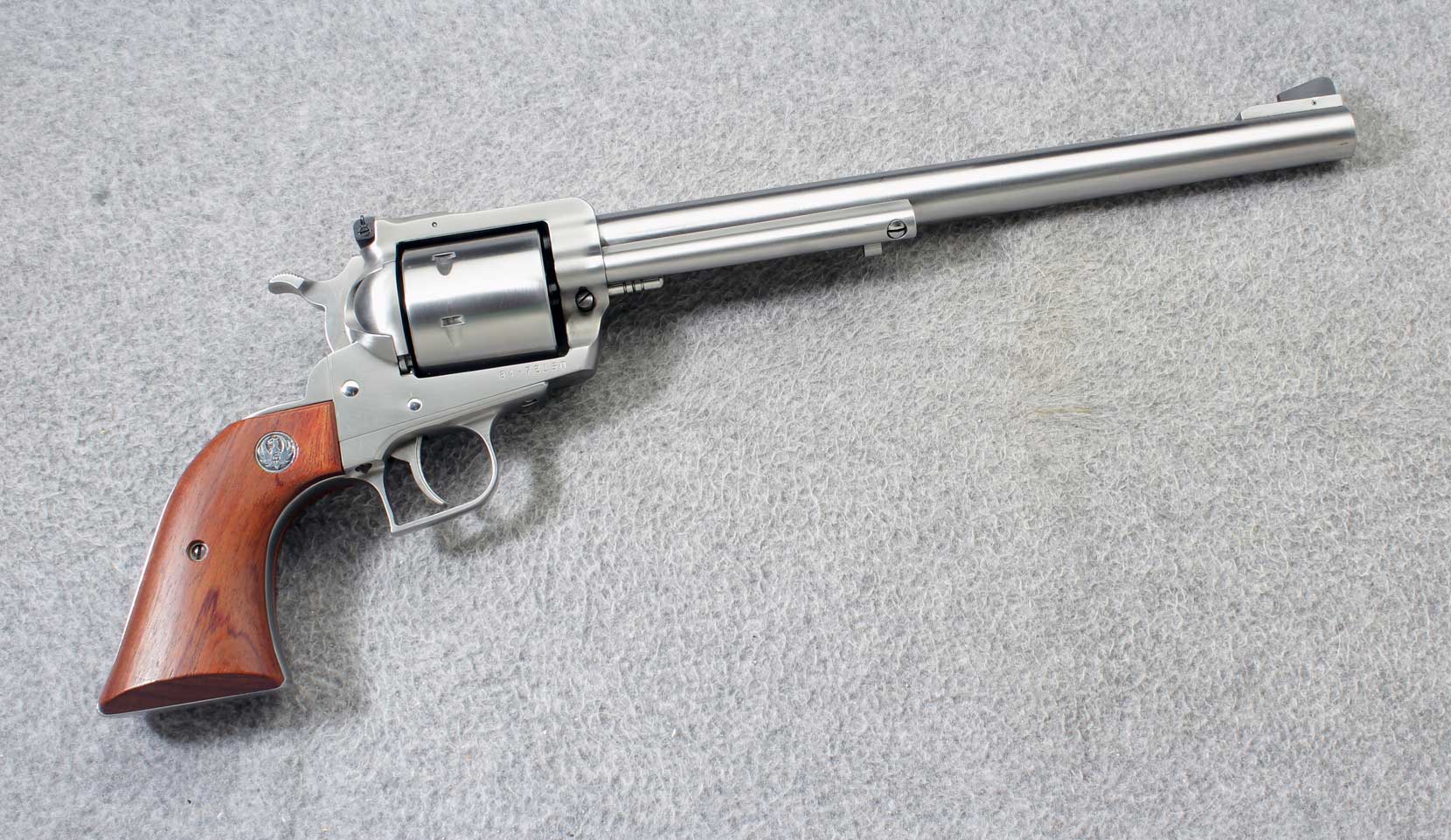 Image of Ruger ~ New Model Super Blackhawk Model 00806 ~ .44 Magnum