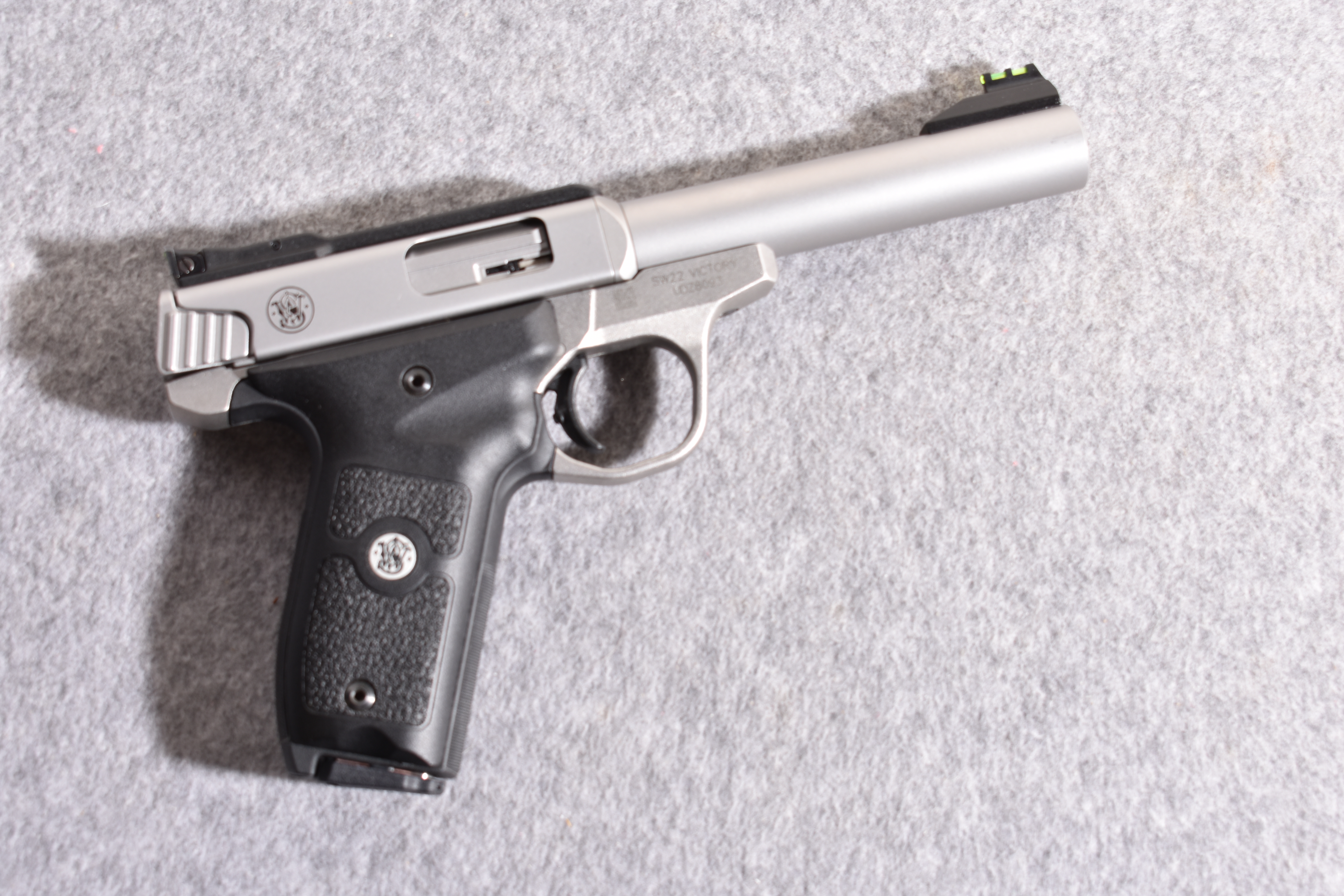 Smith &Wesson SW22 Victory .22 Long Rifle Semiautomatic Pistol - Smith & Wesson