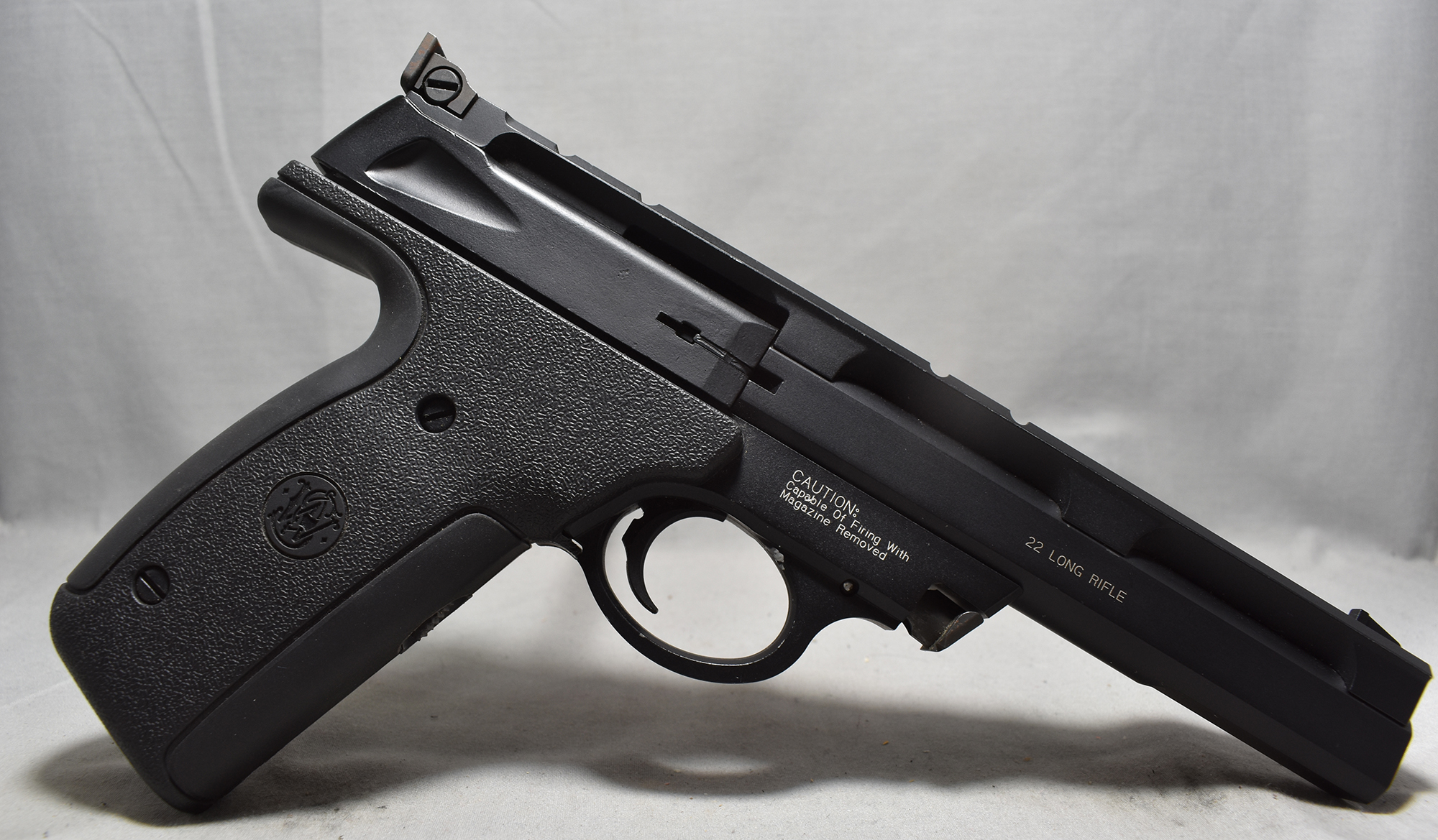 Image of Smith & Wesson ~ Model 22A ~ .22 Long Rifle