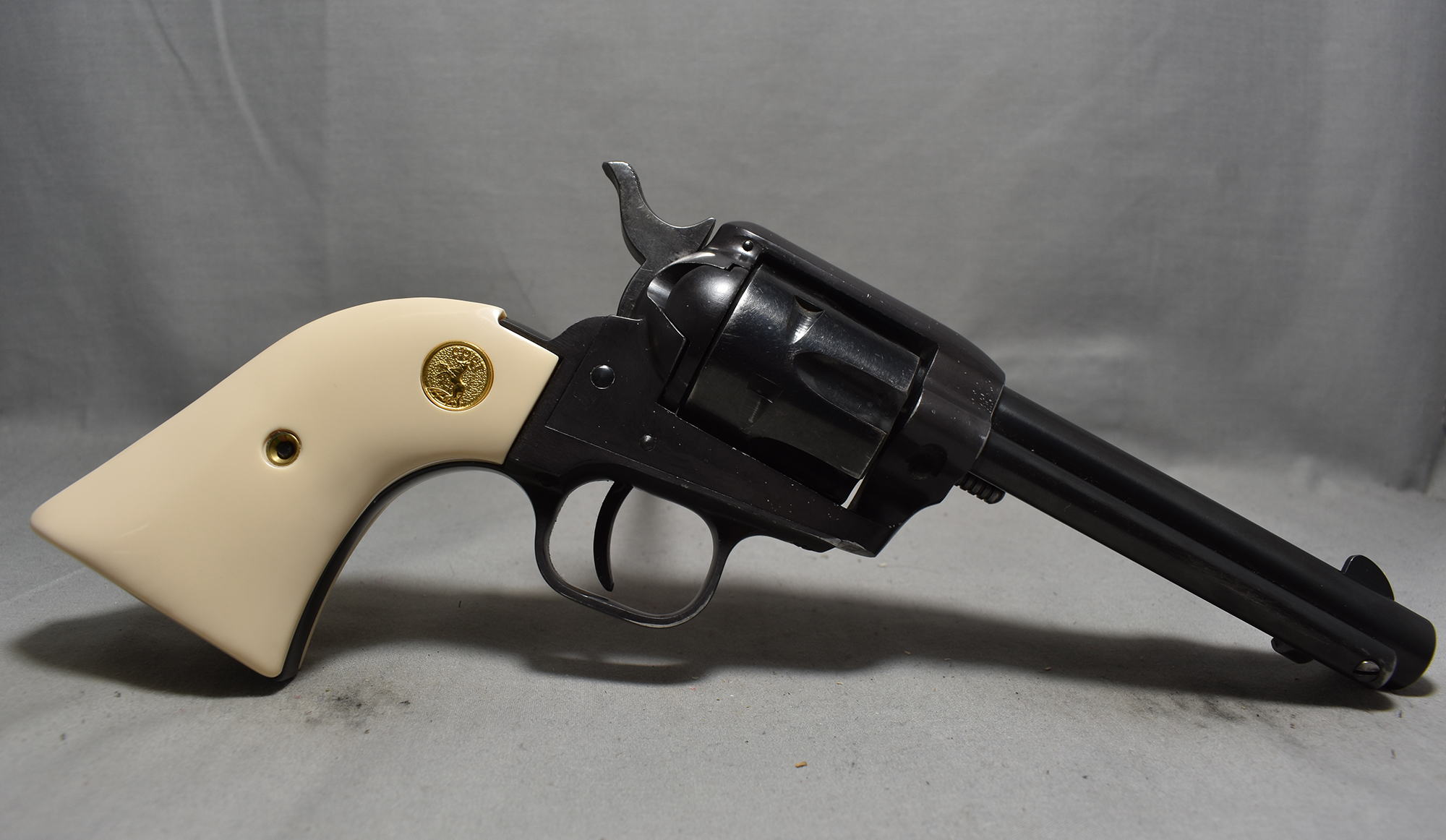 Colt ~ Frontier Scout ~ .22 Magnum - Colt