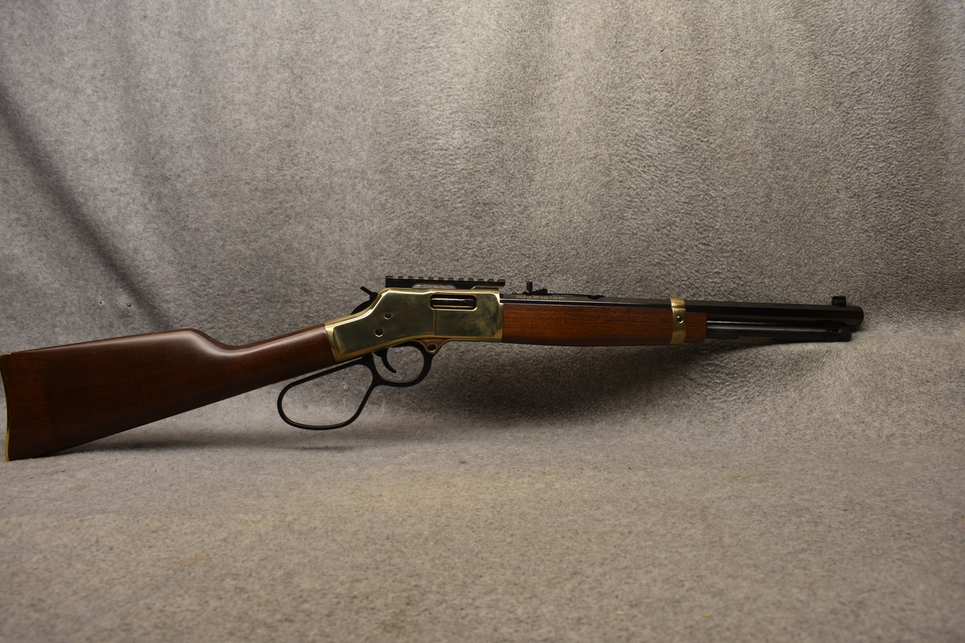 Image of HENRY ~ H006MR ~ .357 MAG/.38 SPL