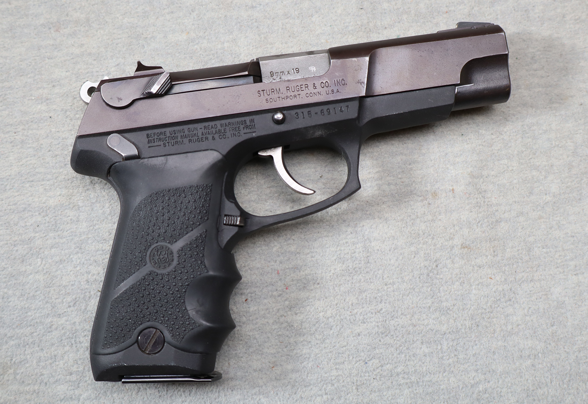 Ruger ~ P89 ~ 9mm Luger - Ruger