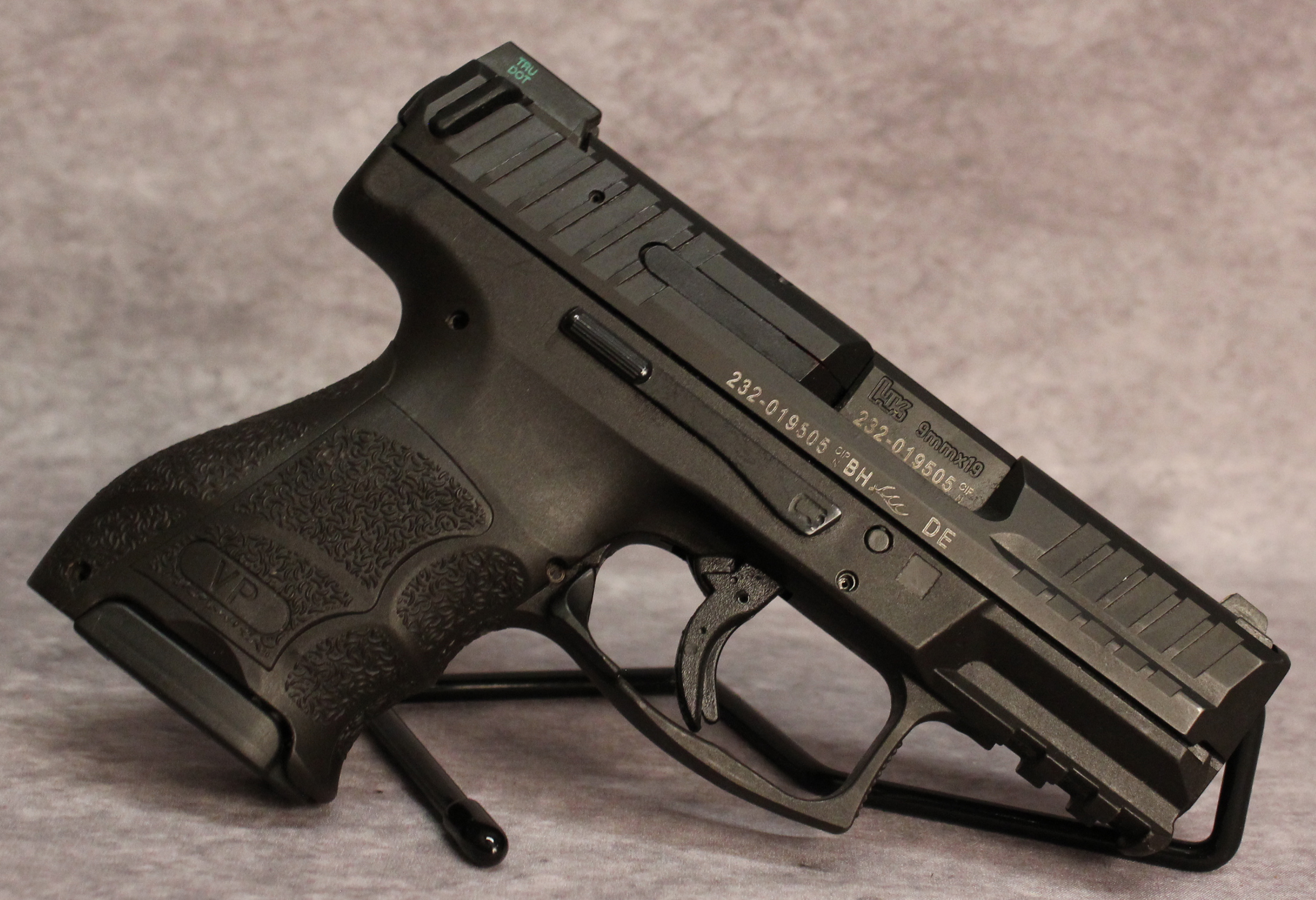 Image of Heckler & Koch ~ VP9SK ~ 9mm Luger