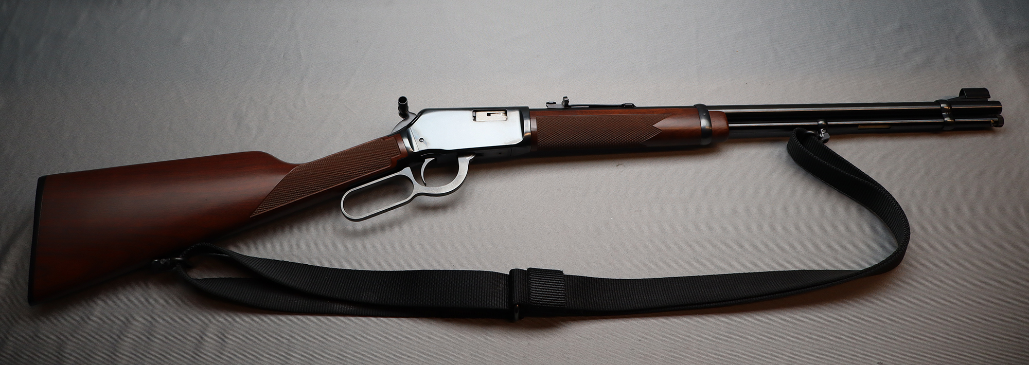 Winchester ~ 9422M ~ .22 Magnum - Winchester