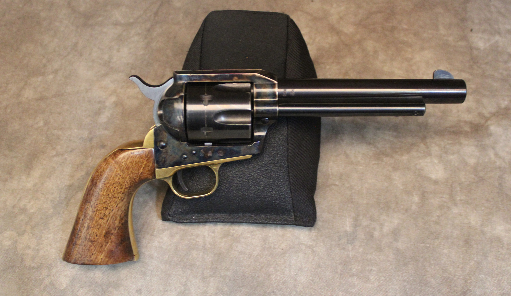 Image of Uberti~Cattleman~.44 Magnum
