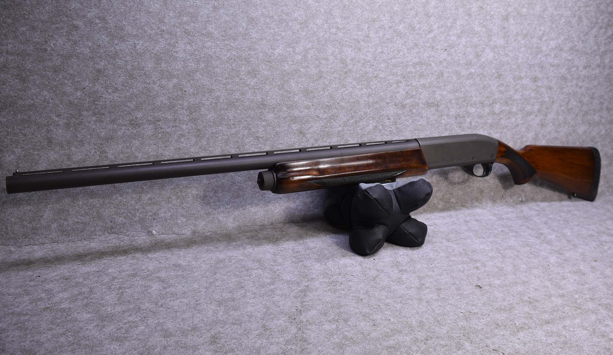REMINGTON ~ MODEL 1100 MAGNUM ~ 12 GAUGE - Remington