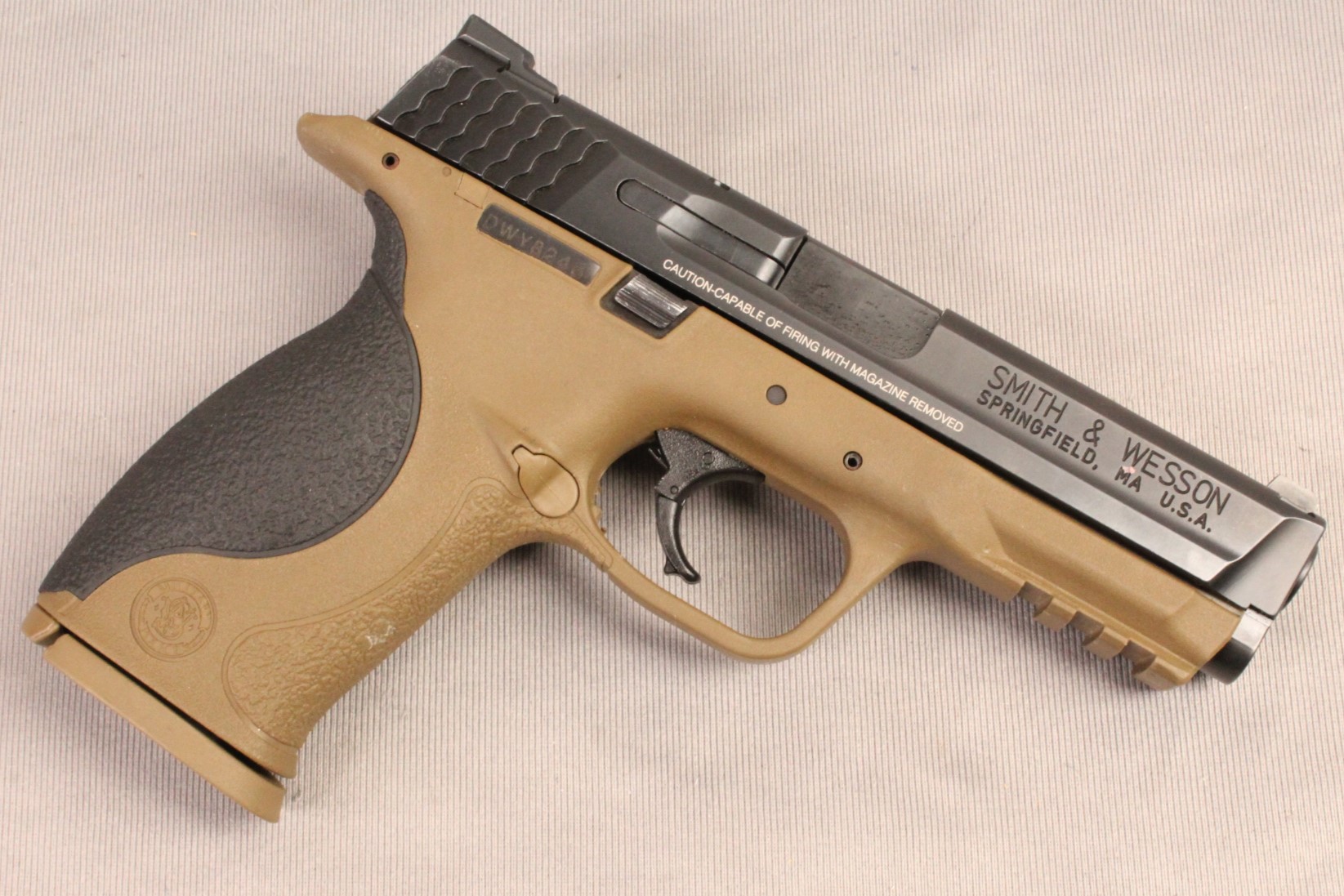 S&ampW~M&ampP40~40 S&ampW - Smith & Wesson