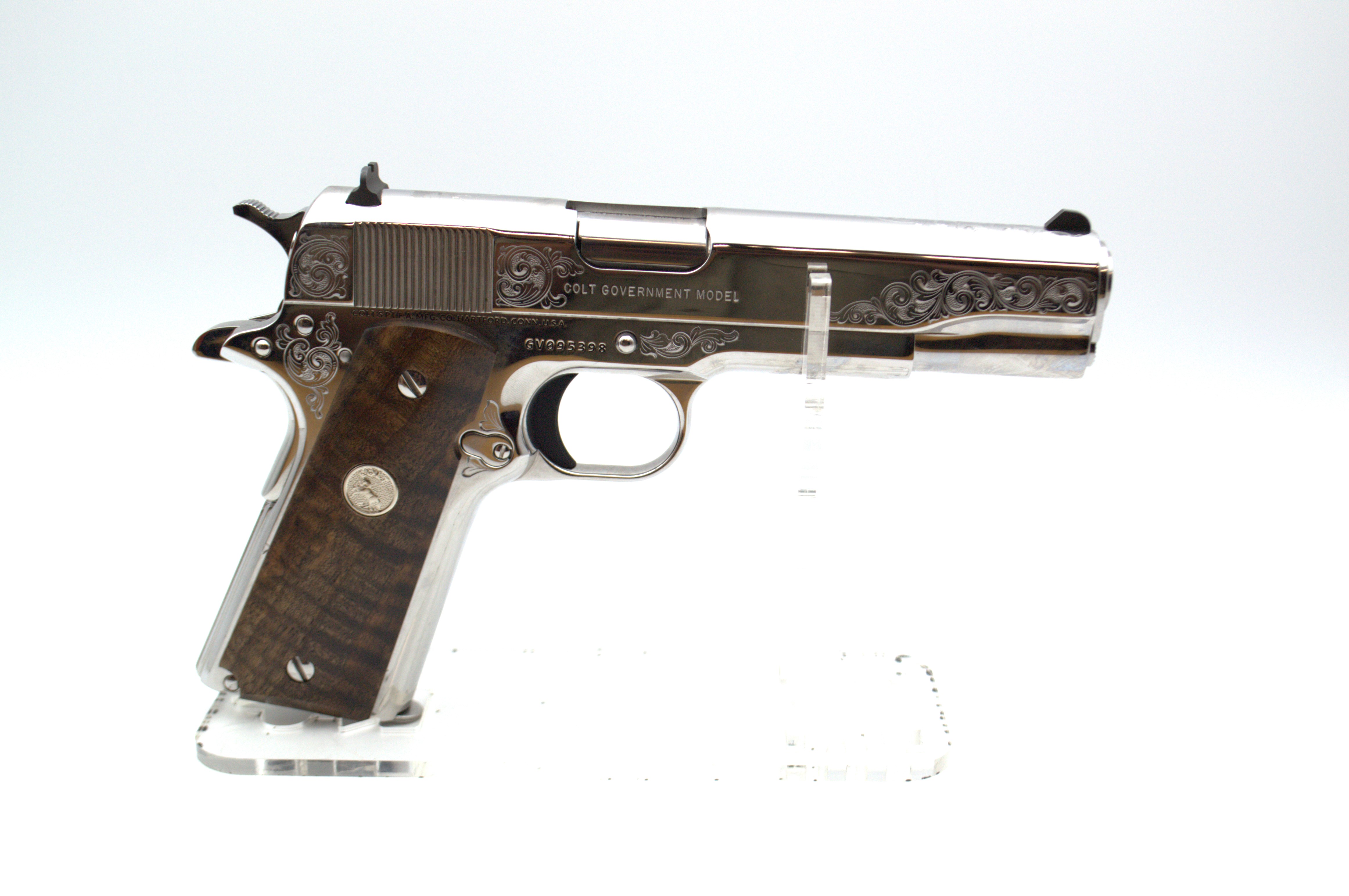 COLT~GOVERNMENT~.38 SUPER - Colt
