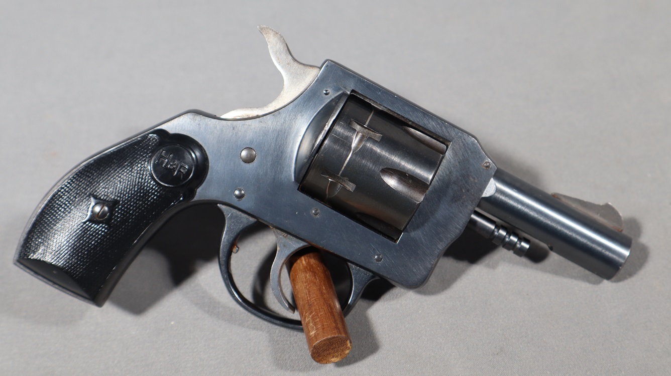 Image of H&R~732~.32 S&W Long