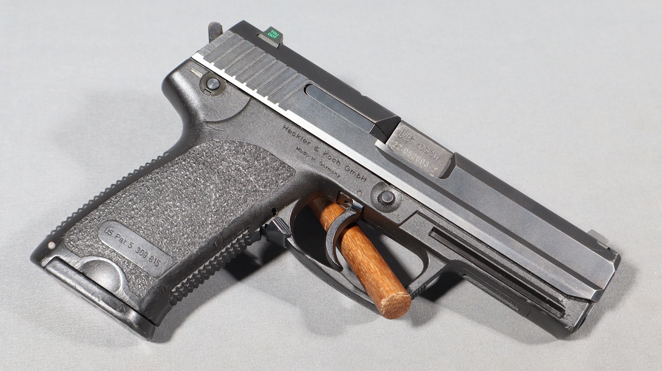 Heckler &Koch~USP~.40 S&ampW - Heckler and Koch