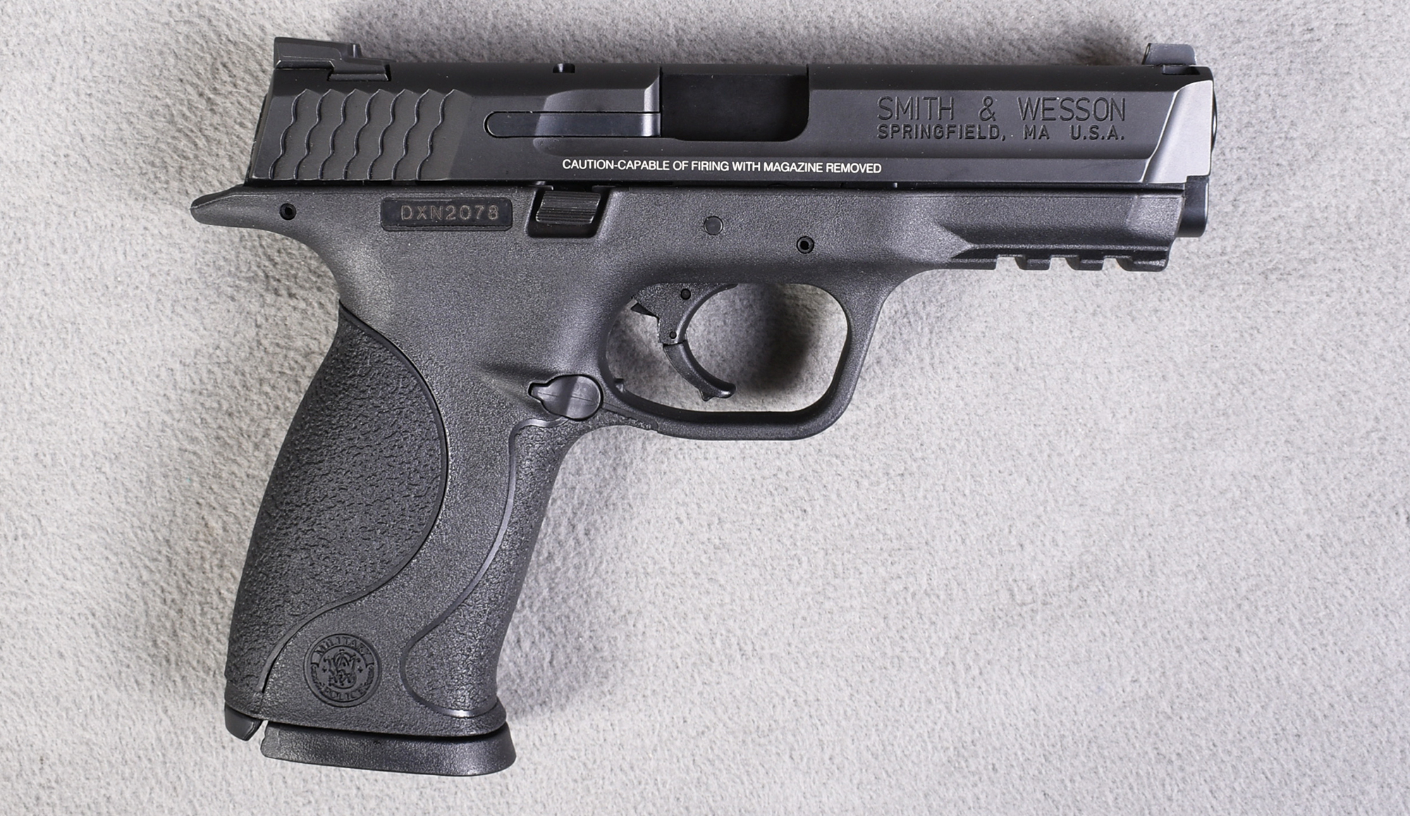 Image of Smith & Wesson ~ M&P40 ~ .40 Smith & Wesson