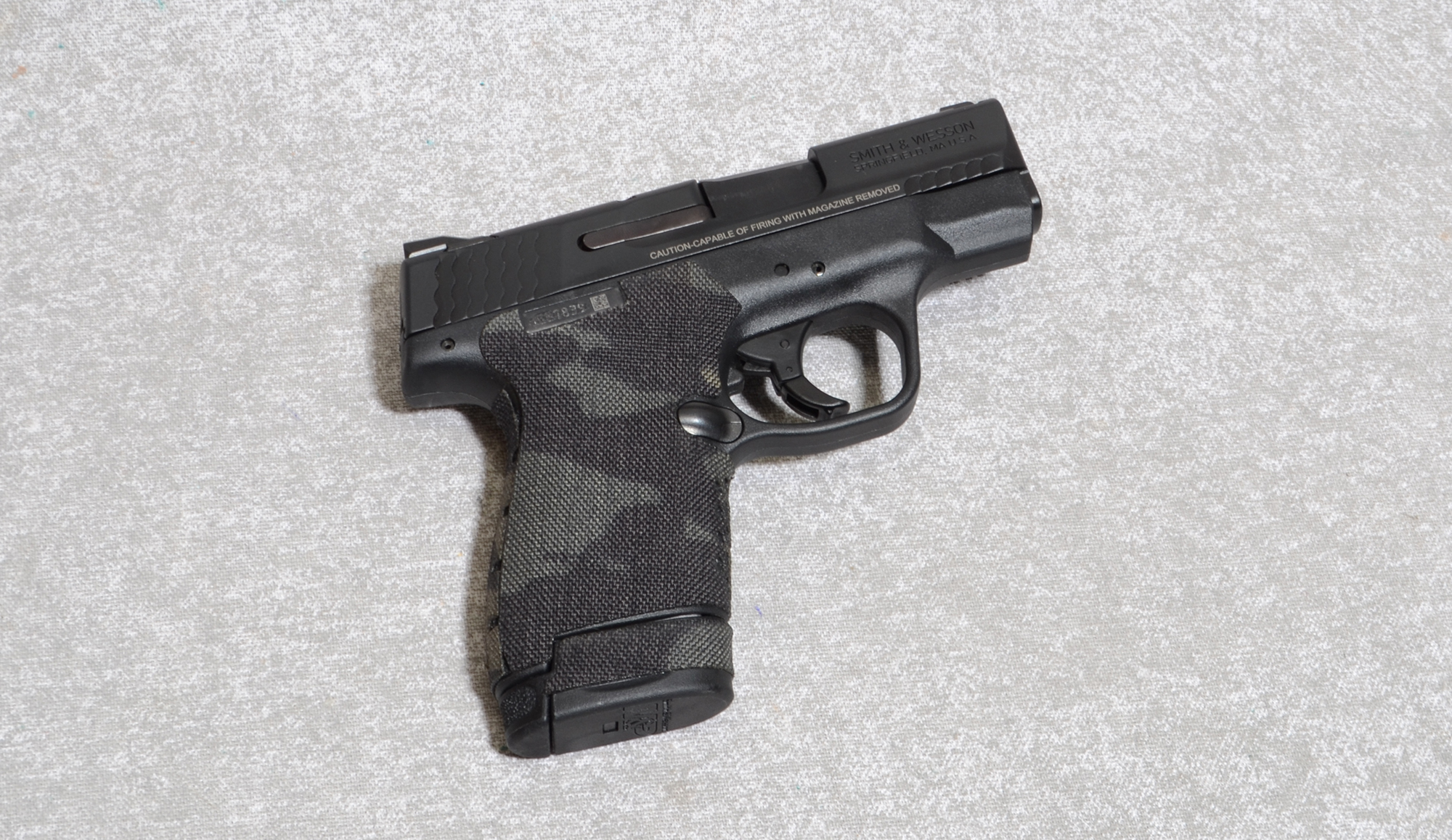 Smith and Wesson M&ampP 9 Shield 2.0 Pistol, 9mm Luger, 3 inch barrel - Smith & Wesson