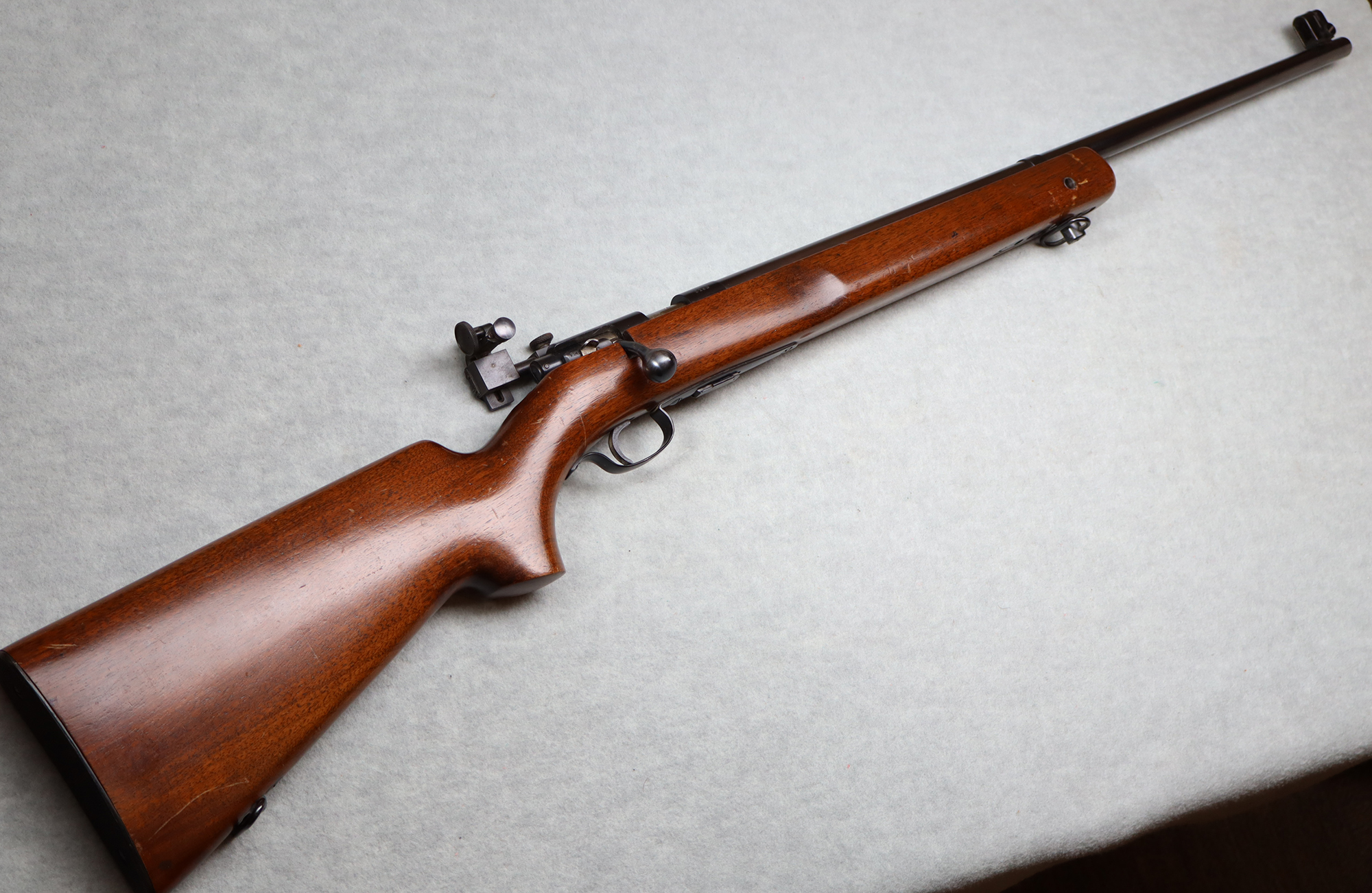 Winchester ~ Model 75 ~ .22 LR - Winchester