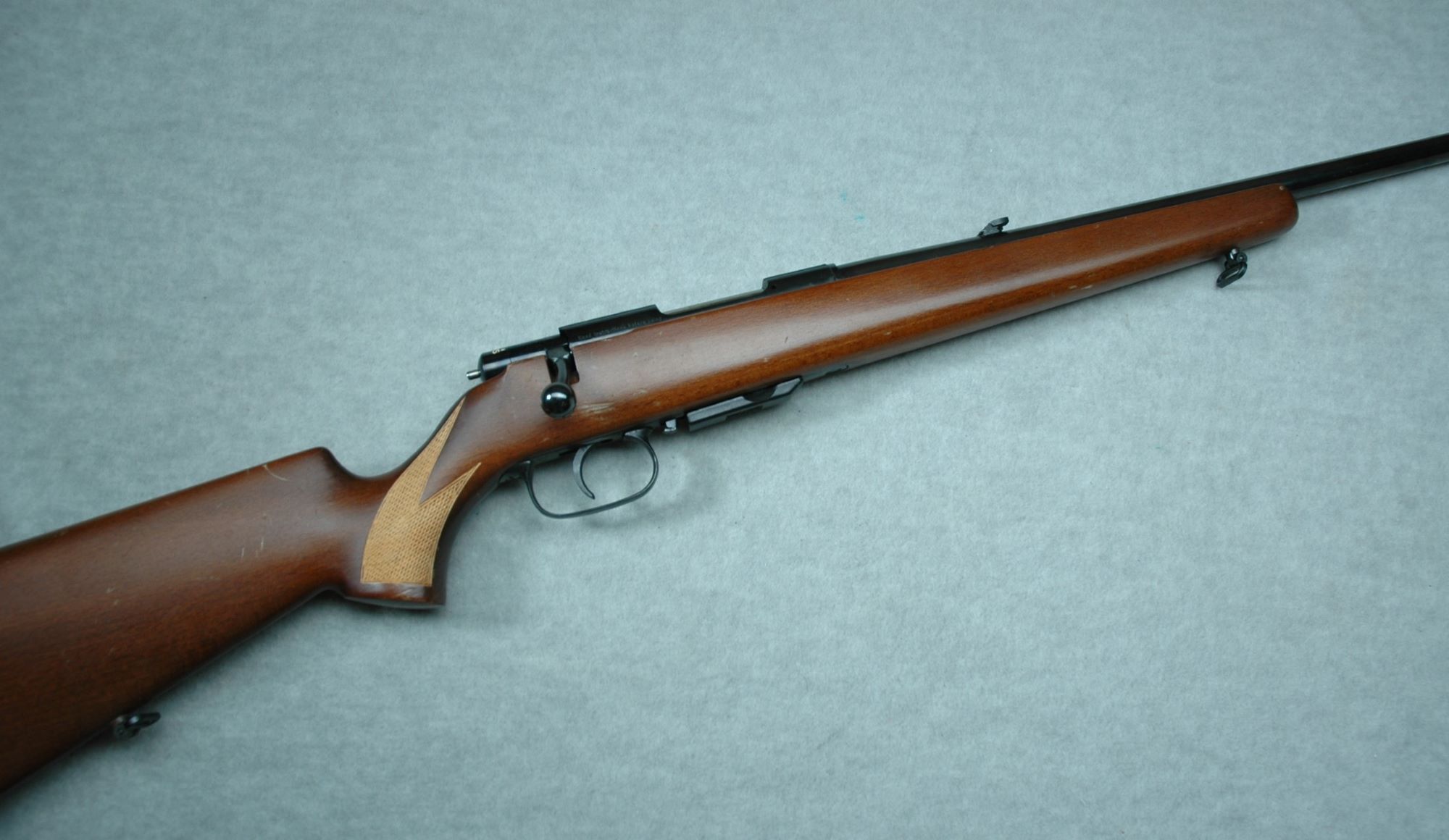 Image of Anschutz ~ 1740 ~ .222 Remington