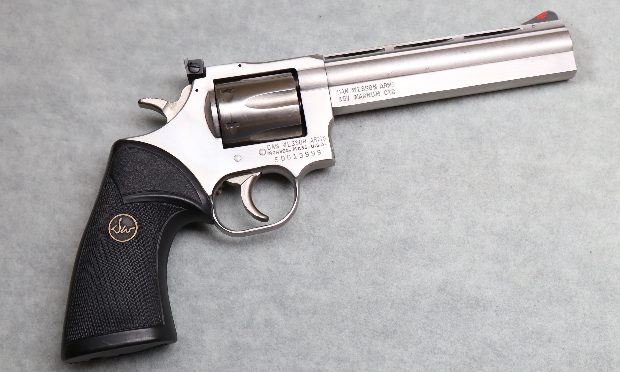 Dan Wesson ~ Model 715 ~ .357 Magnum - Dan Wesson