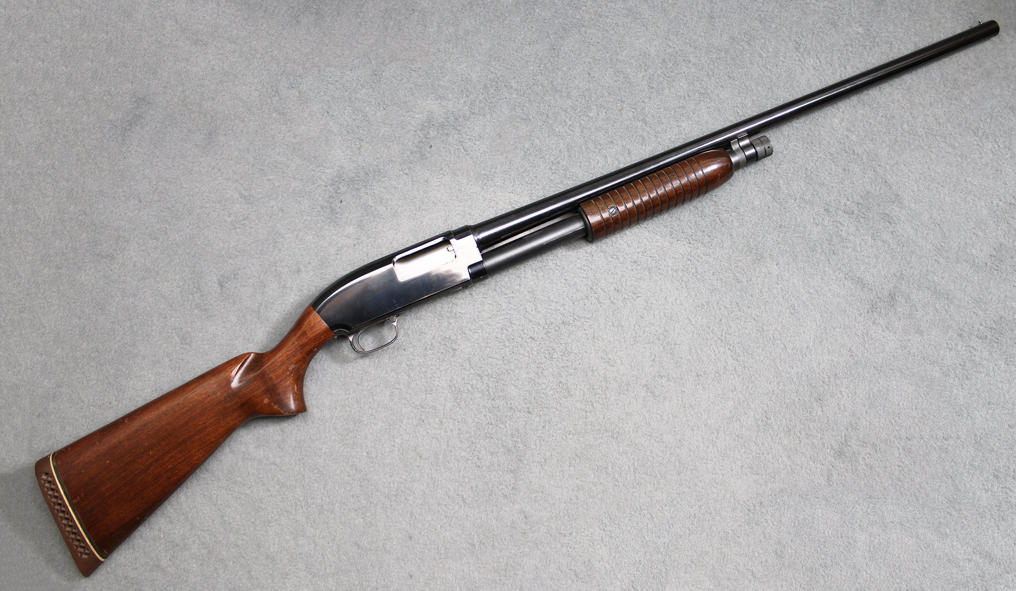Winchester ~ Model 12 ~ 12 Gauge - Winchester