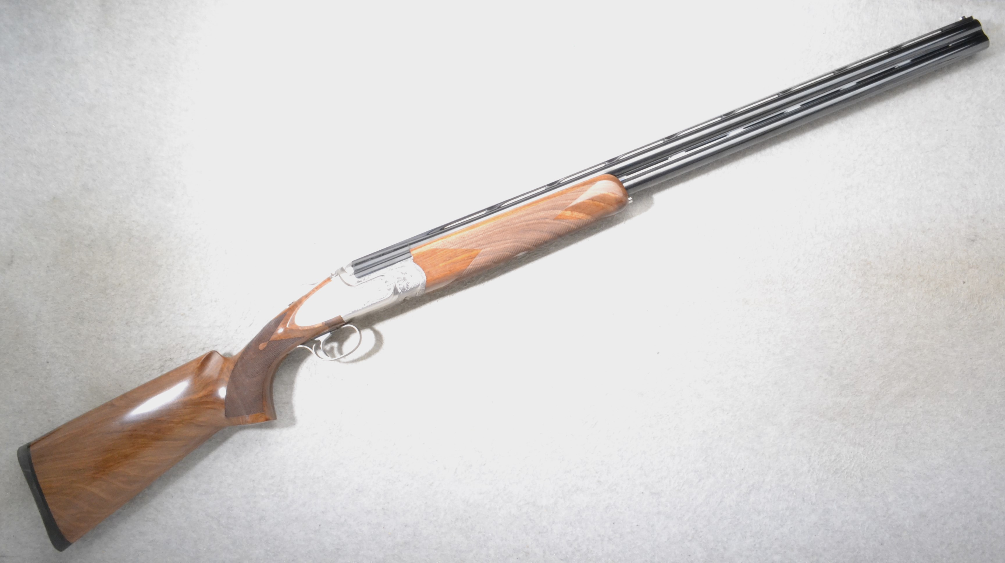 Caesar Guerini ~ Invictus ~ 12 Gauge