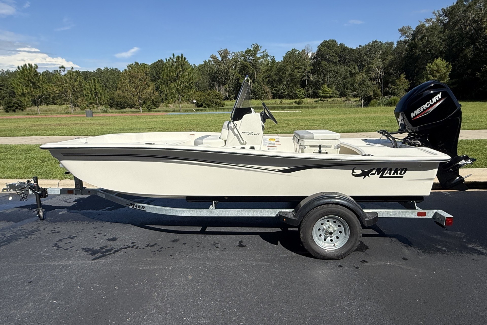  2026 MAKO PRO SKIFF 15 CC - $25875.00 at Bass Pro Shops