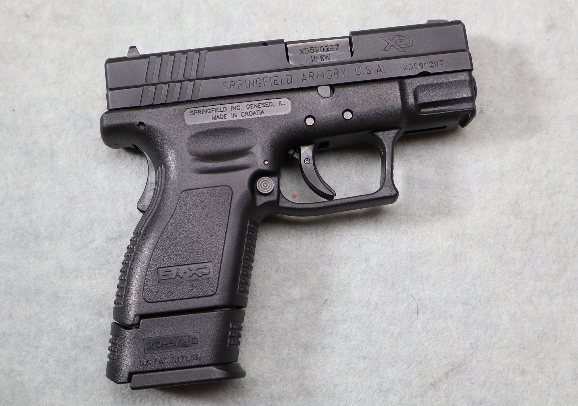 Springfield Armory ~ XD-40 ~ .40 S&ampW - Springfield Armory