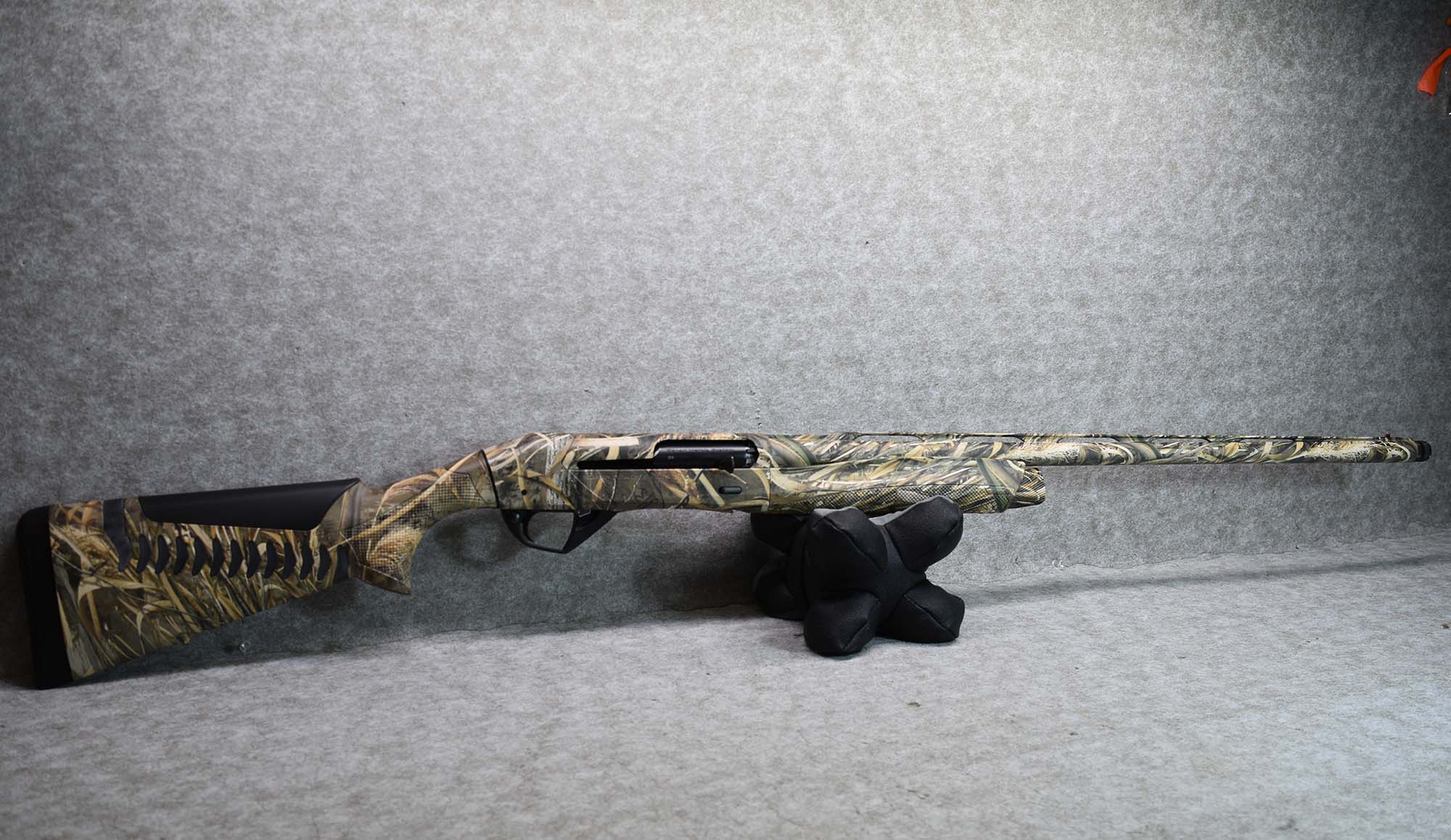BENELLI ~ SUPER BLACK EAGLE 3 ~ 12 GAUGE - Benelli