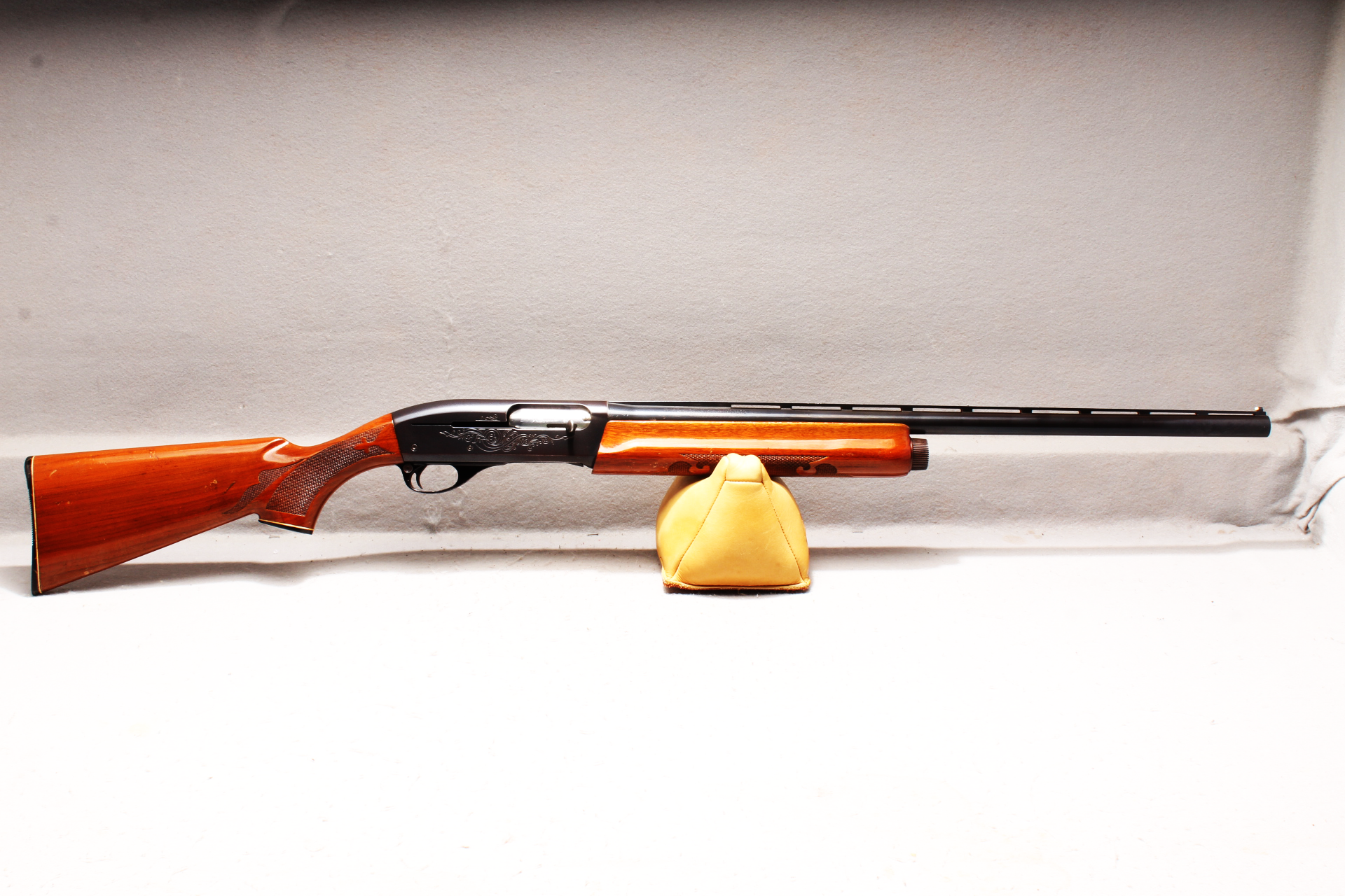 Remington 1100 12Ga - Remington