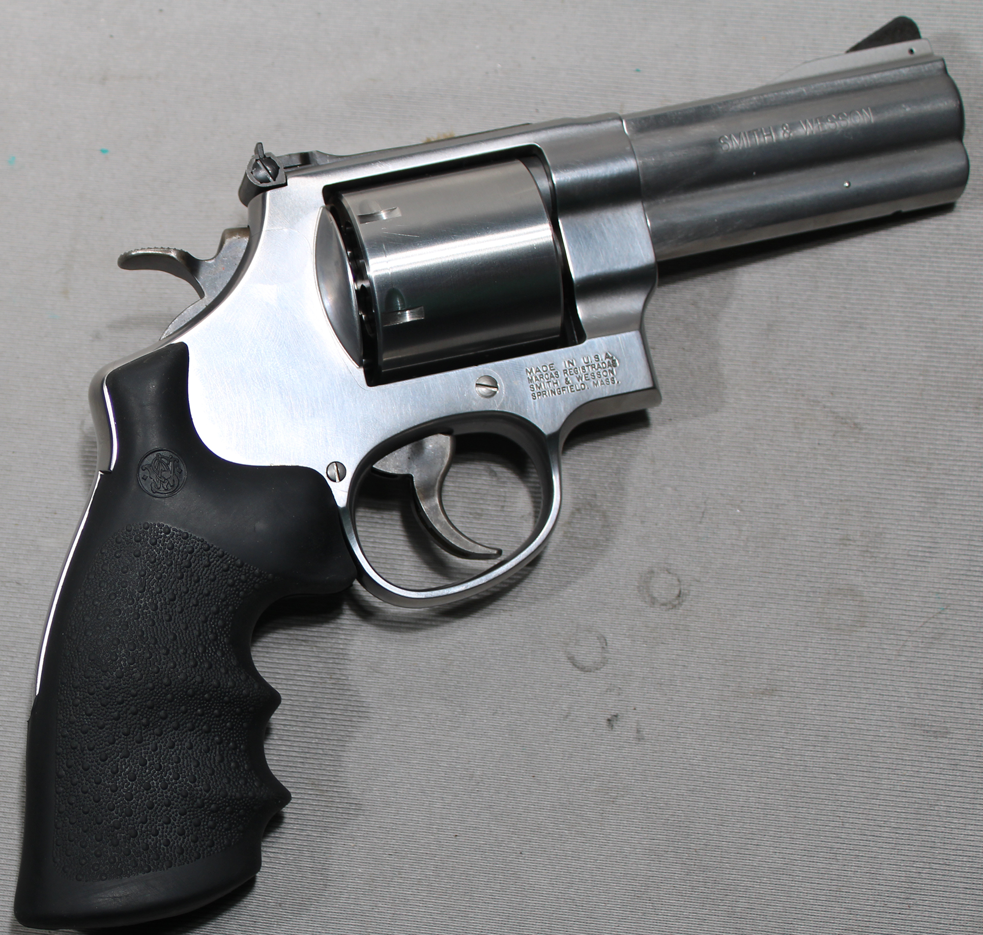 Image of Smith & Wesson ~ Model 610-3 ~ 10mm Auto