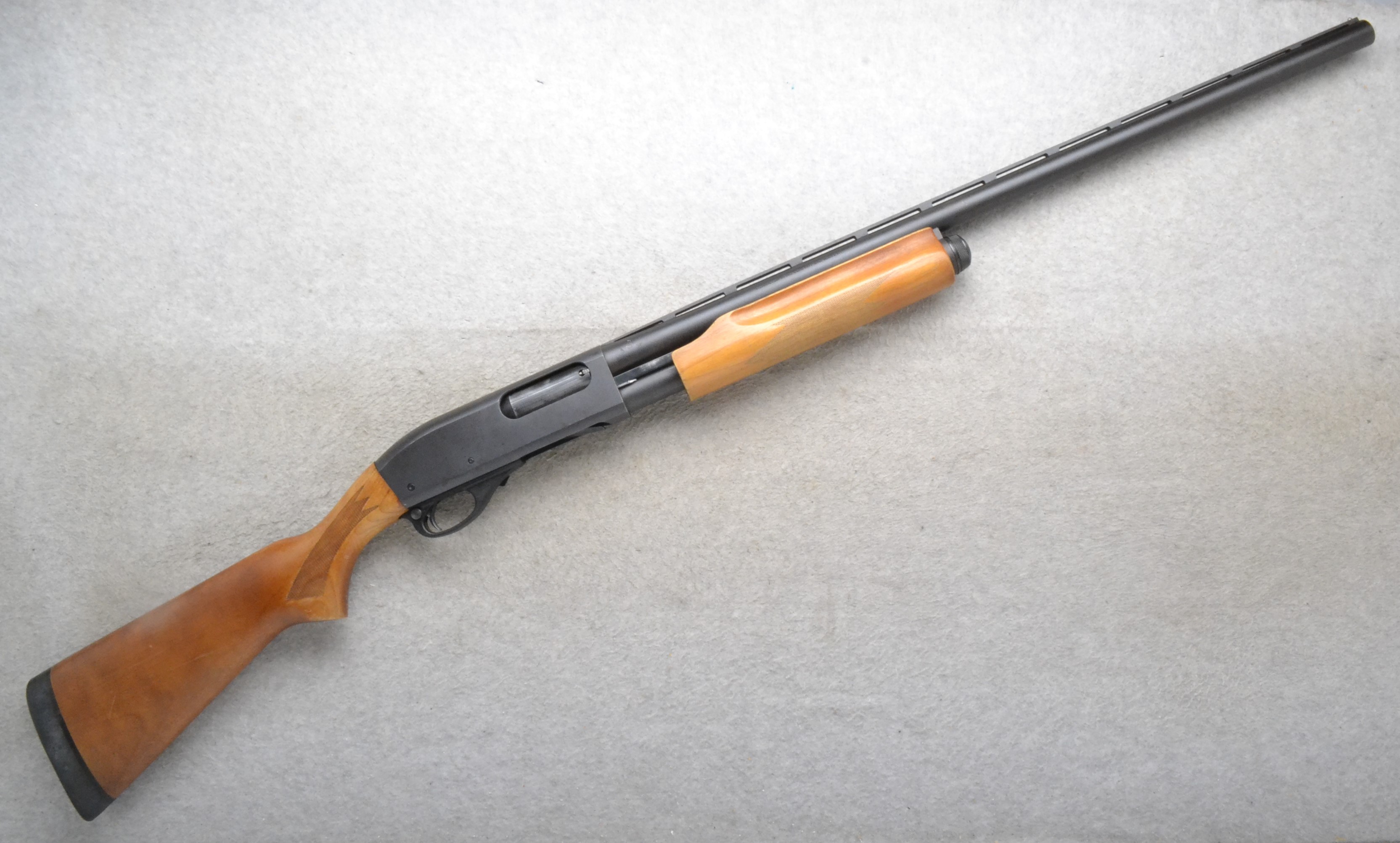 Remington ~ 870 Express Magnum ~ 12 Gauge - Remington