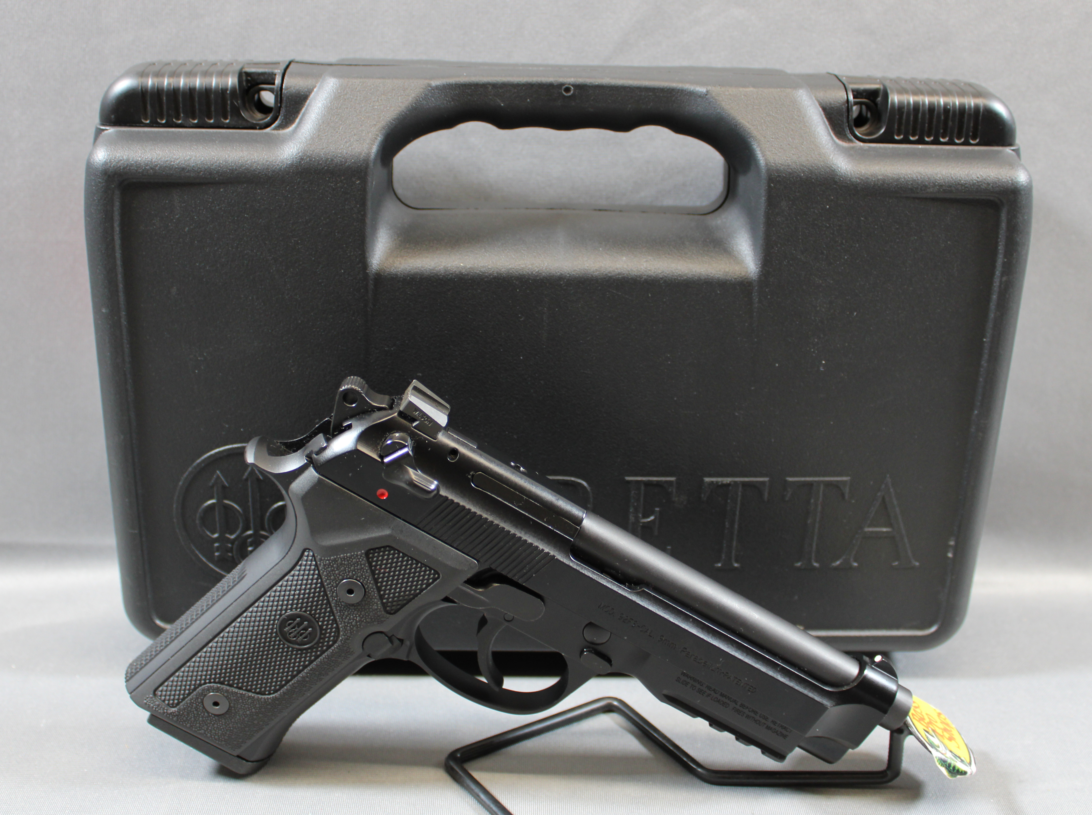 Beretta ~ 92FS ~ 9mm Luger - Beretta