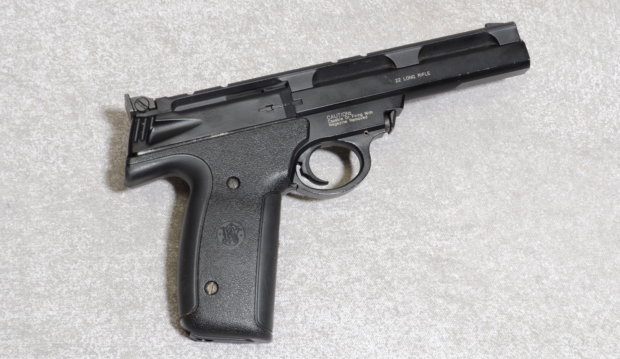 Smith &Wesson 22A Pistol, .22 Long Rifle, 5.5 inch Barrel - Smith & Wesson