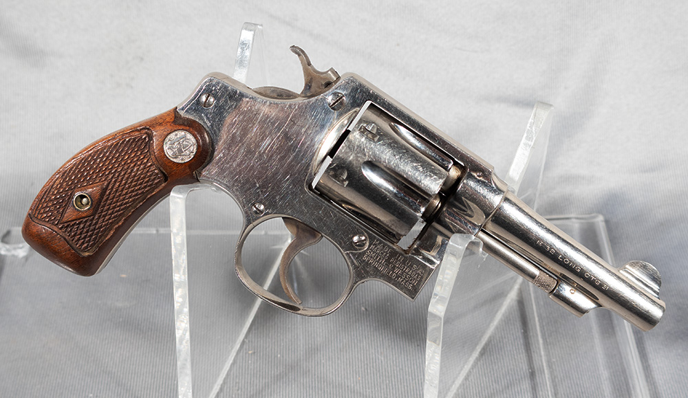 Image of Smith & Wesson ~ .32 Hand Ejector, Postwar, Pre-Model 30 ~ .32 S&W Long