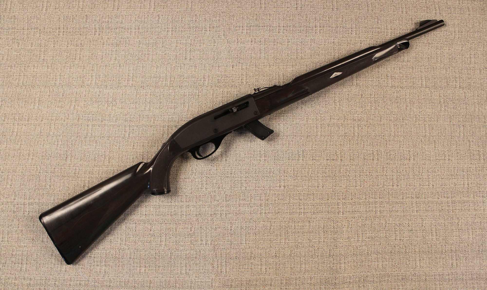 Remington~Apache 77 ~.22 Long Rifle - Remington