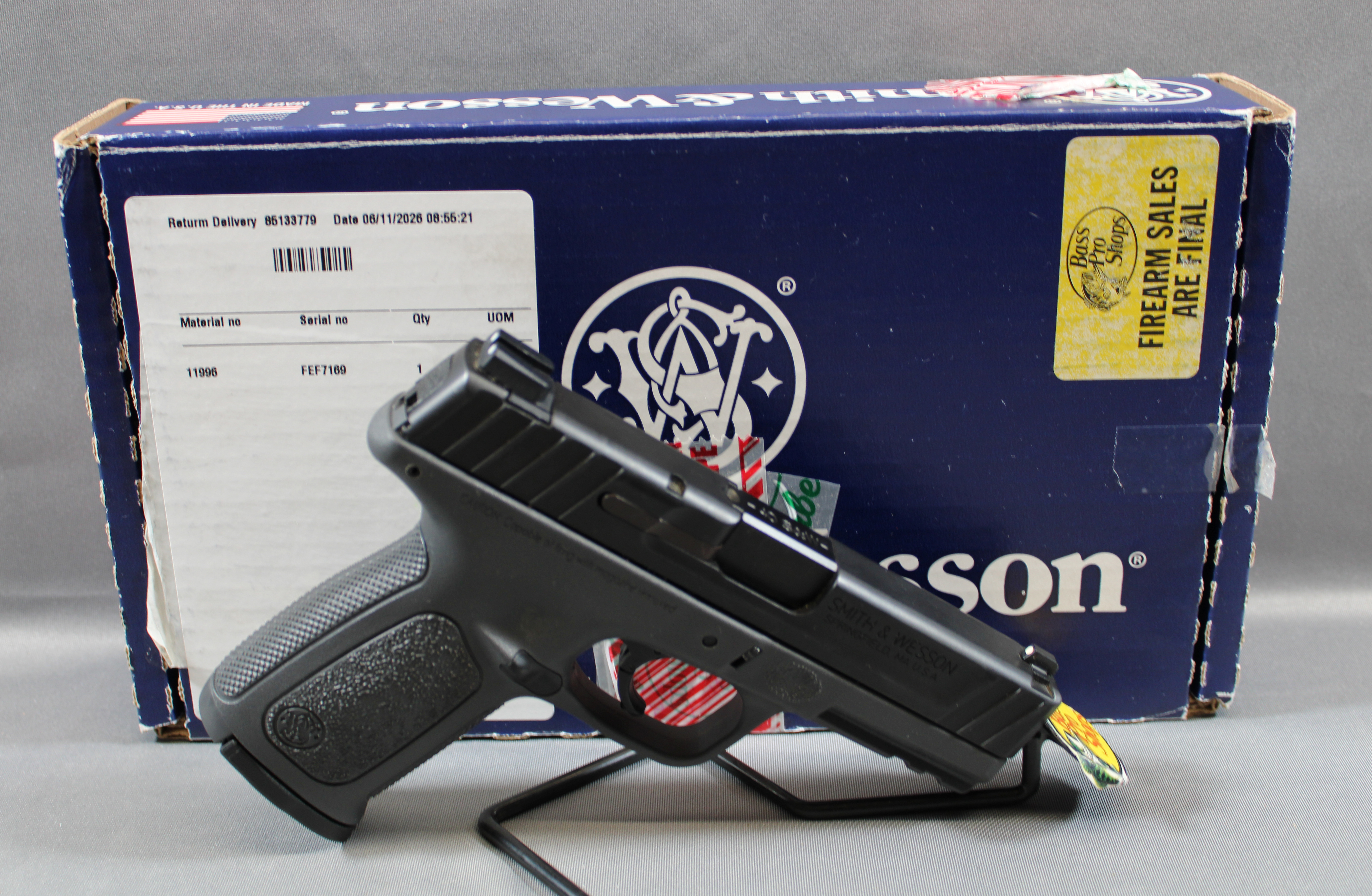 Image of Smith & Wesson ~ SD40 ~ .40 S&W