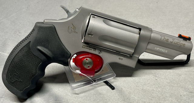 TAURUS TAURUS THE JUDGE .410GA/.45LC - $474.99 at Bass Pro Shops