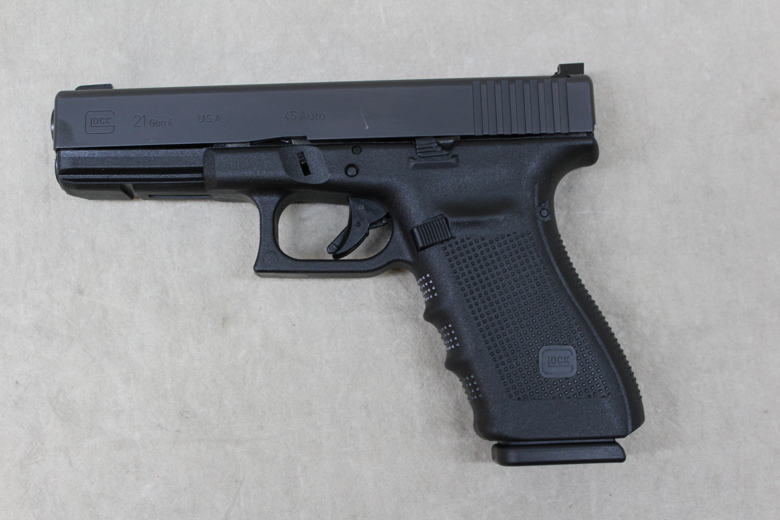 Glock 21 Gen 4 ~ .45 ACP ~ - Glock