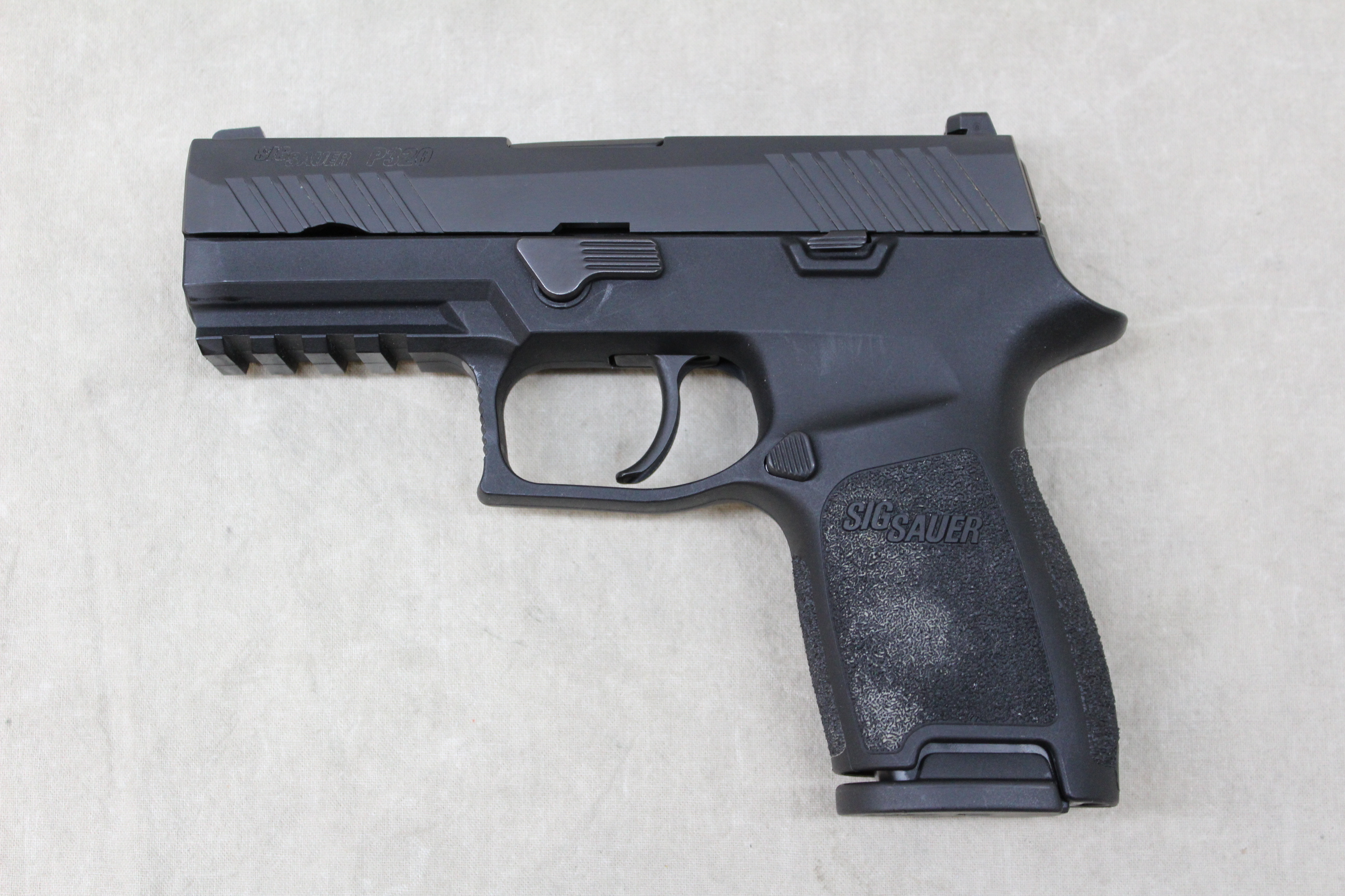 SIG Sauer P320 ~ 9mm Luger ~ - Sig Sauer