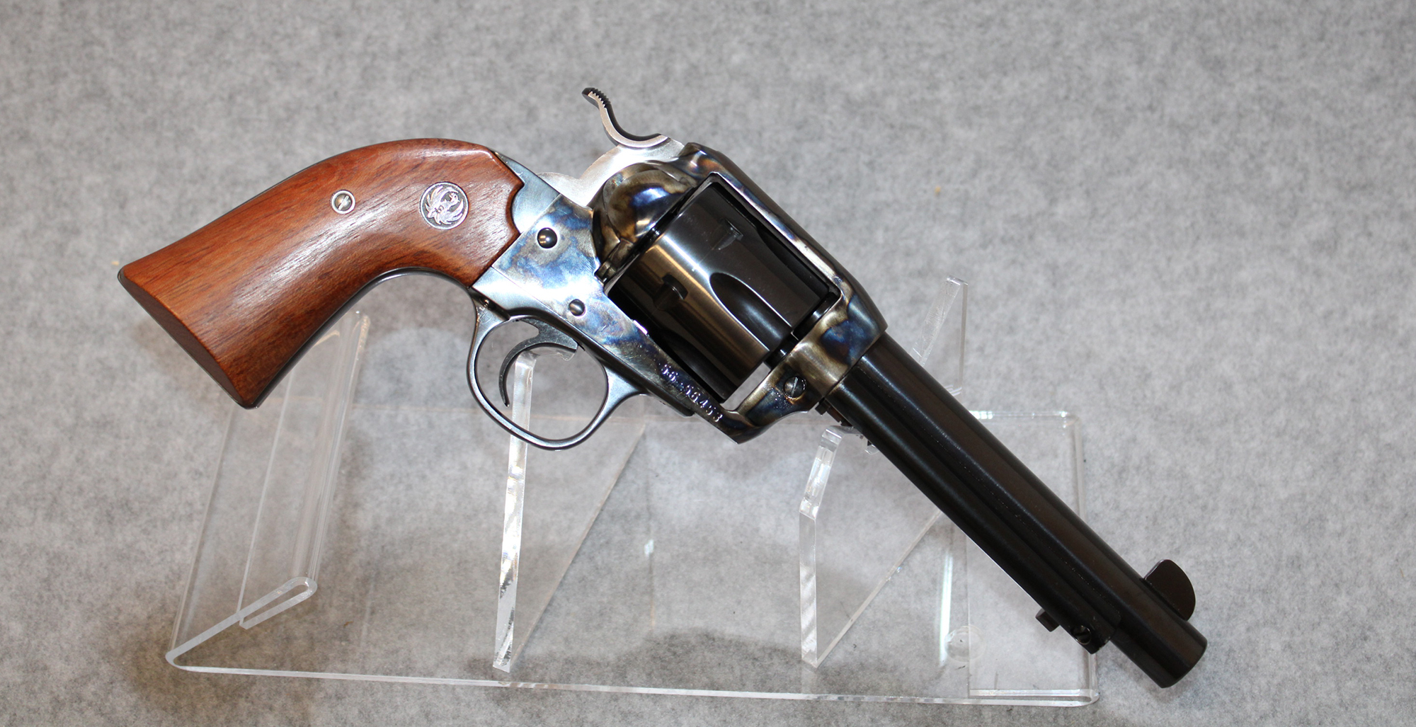 Ruger~Vaquero~.44 Magnum - Ruger