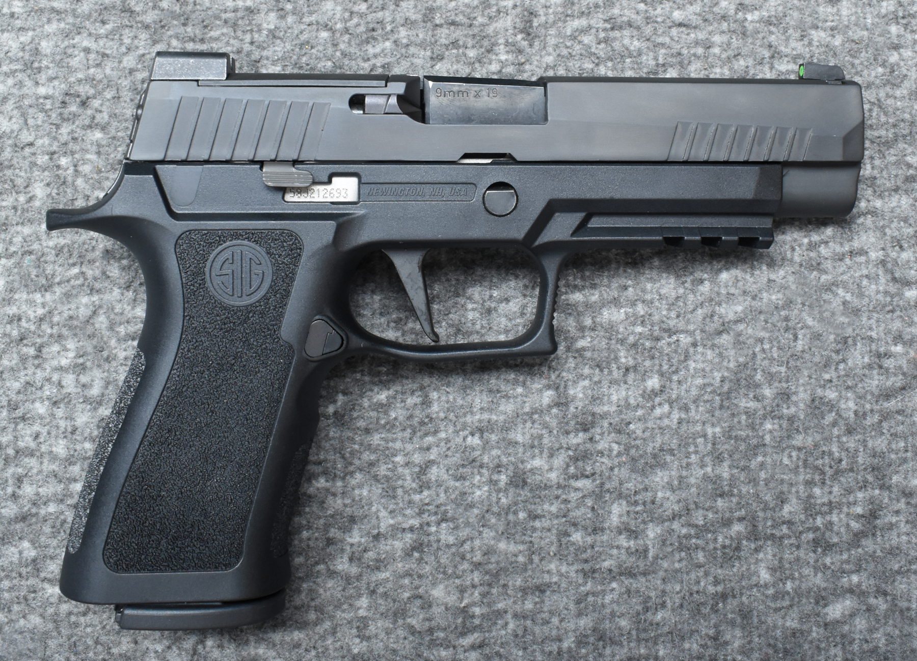 SIG Sauer ~P320~ 9mm Luger - Sig Sauer