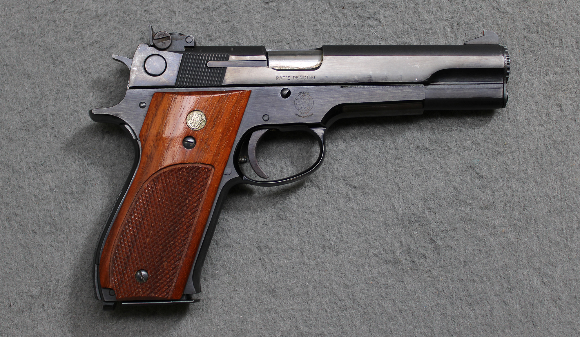 Image of Smith & Wesson ~ 52-2 ~ .38 Special