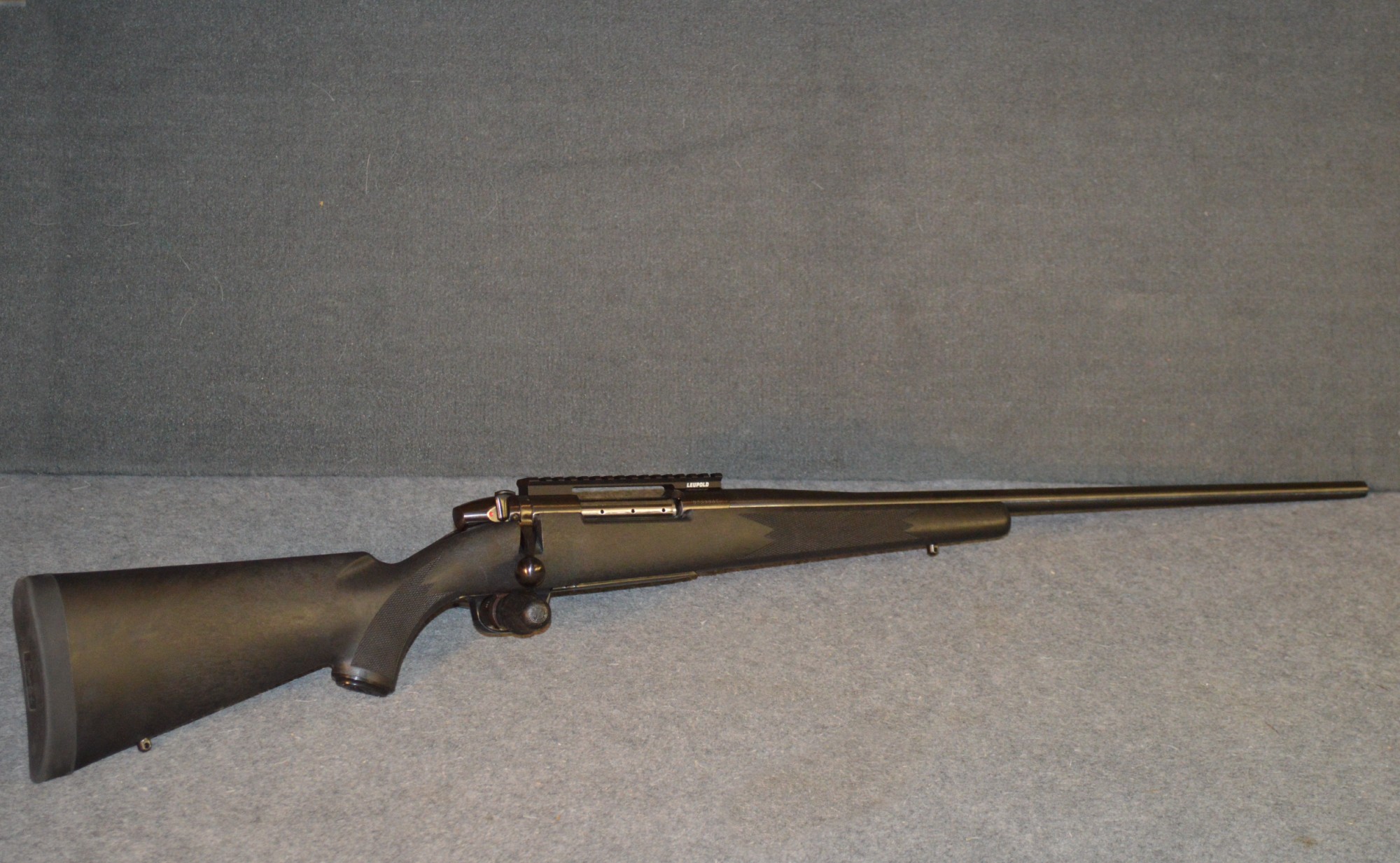 Image of Weatherby ~ Mark V ~ .257 Weatherby Mag