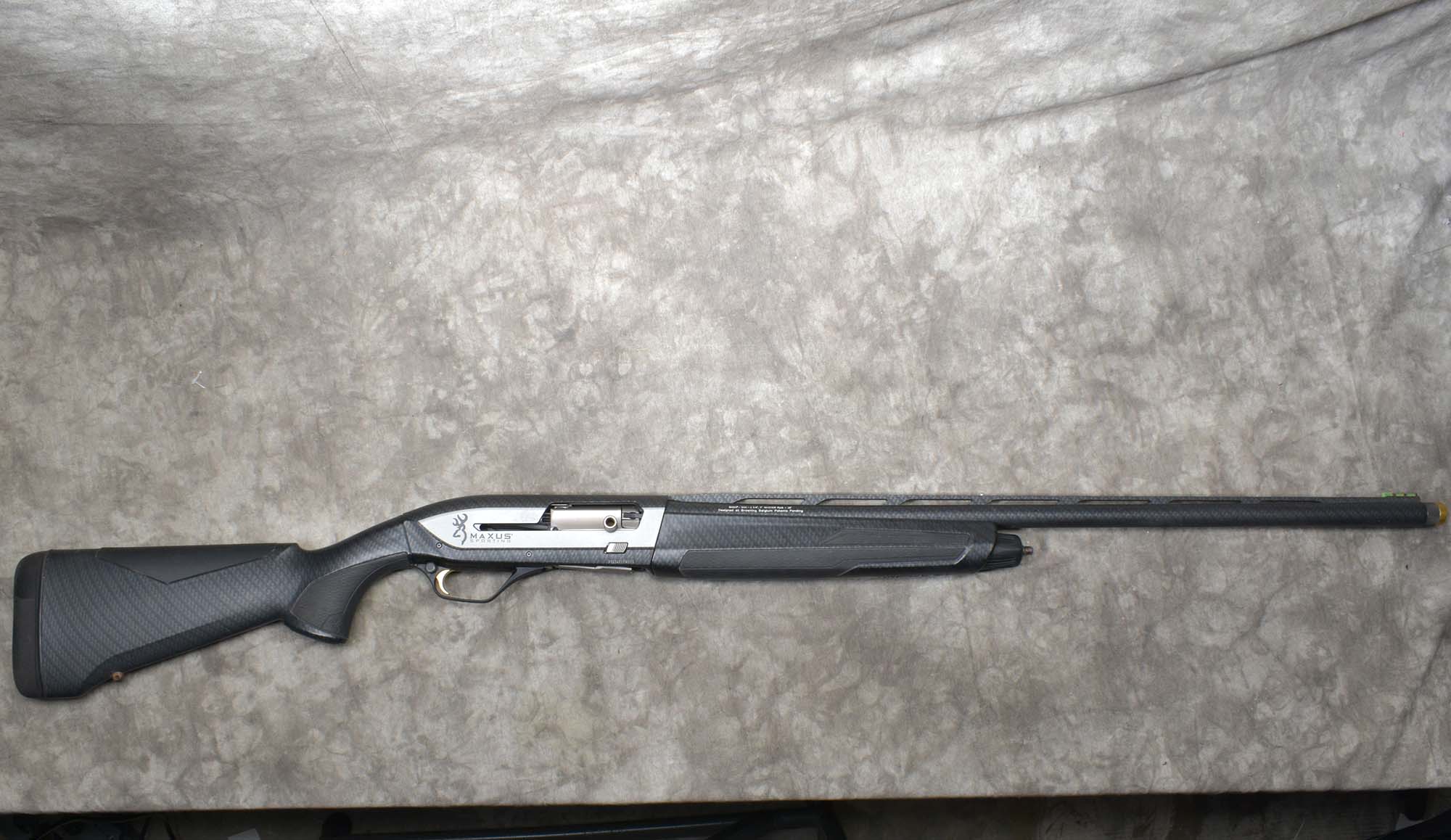 BROWNING ~ MAXUS II SPORTING CARBON FIBER ~ 12 GAUGE - Browning