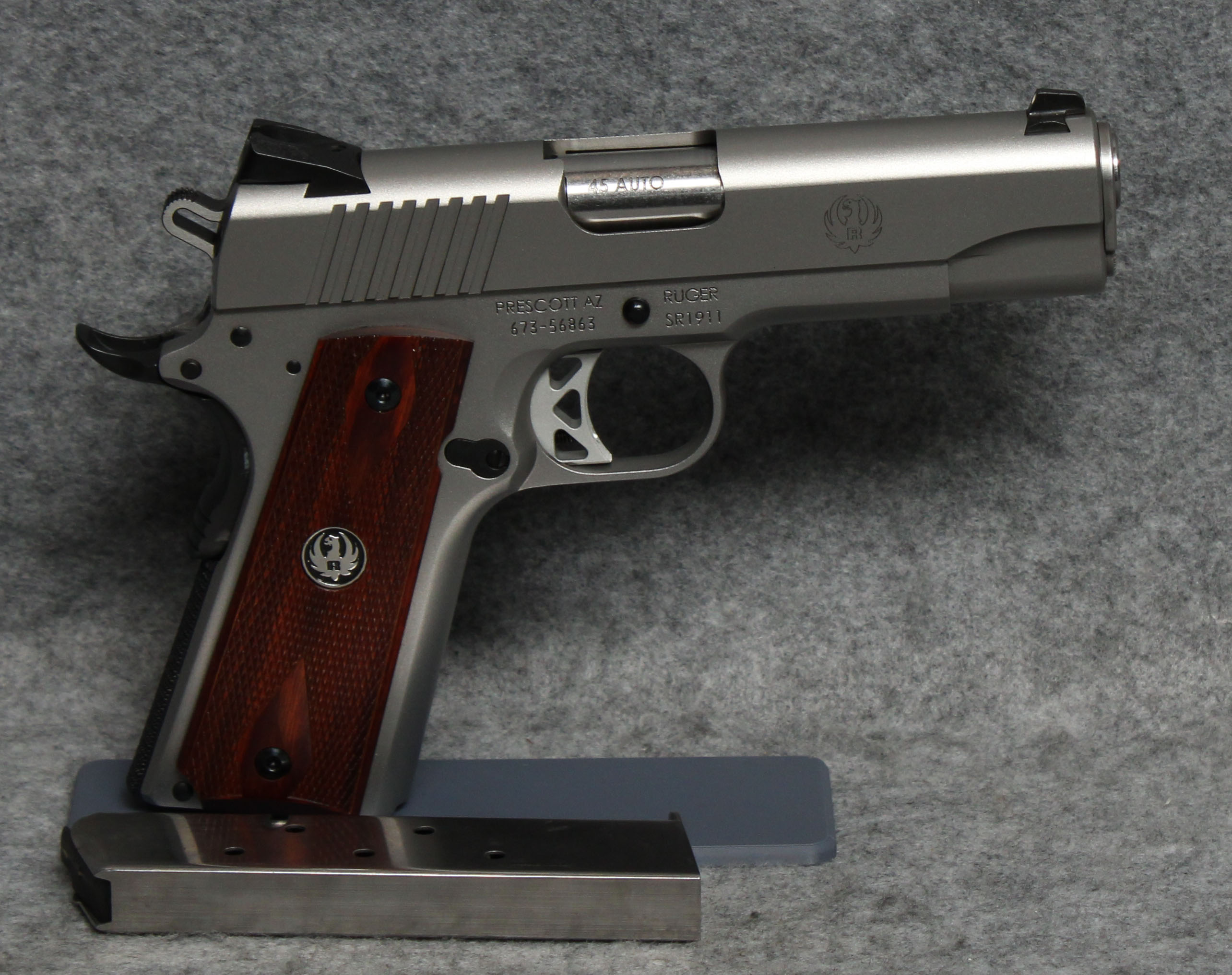 Ruger ~ SR1911 ~ .45 AUTO - Ruger