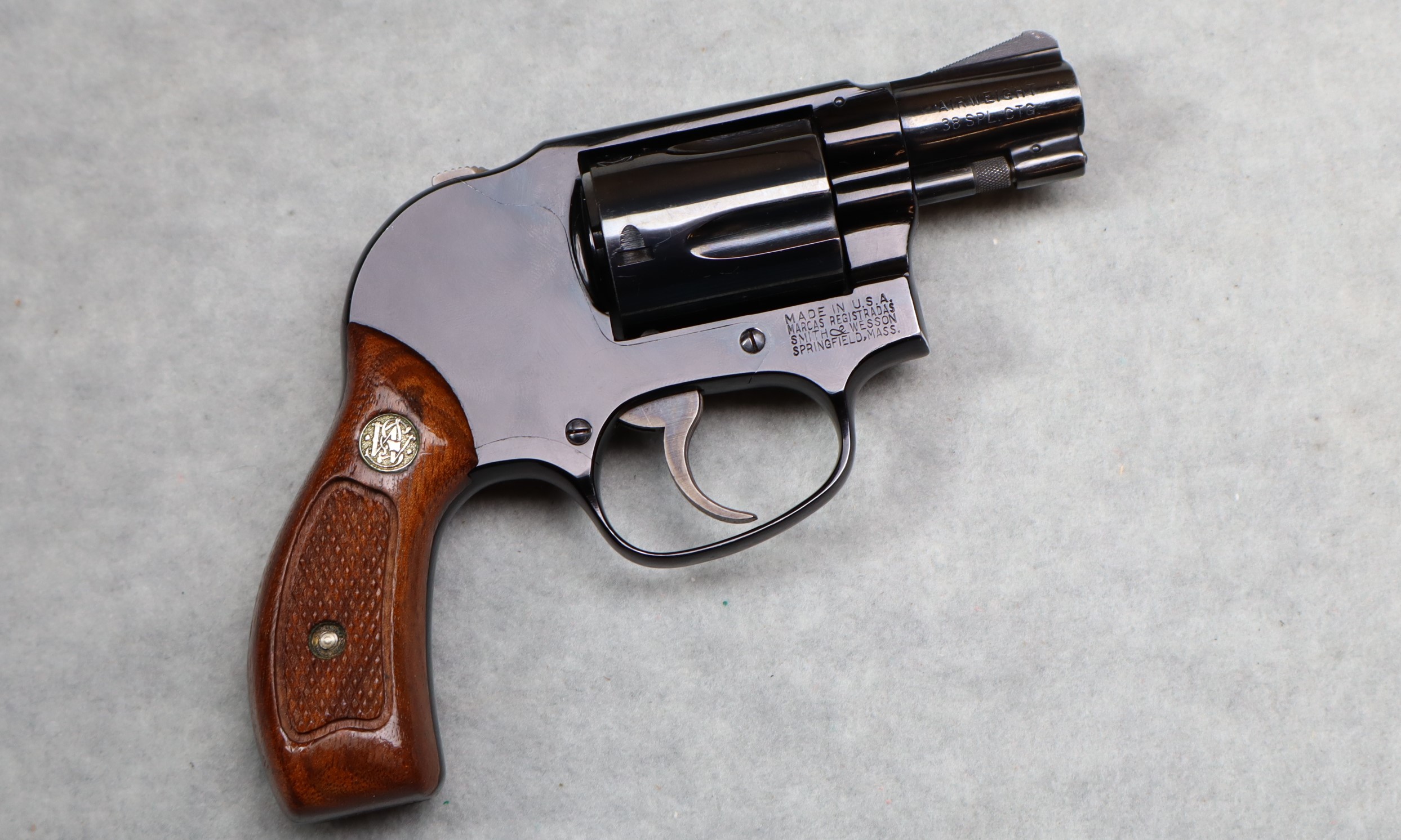 Image of Smith & Wesson ~ 38 Airweight ~ .38 Special