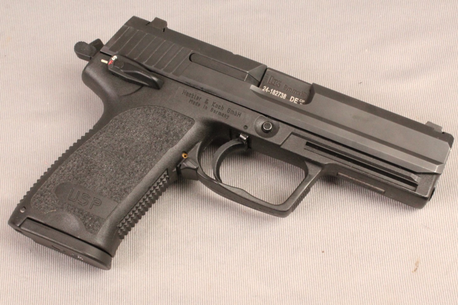 Image of HK~USP~9 LUG
