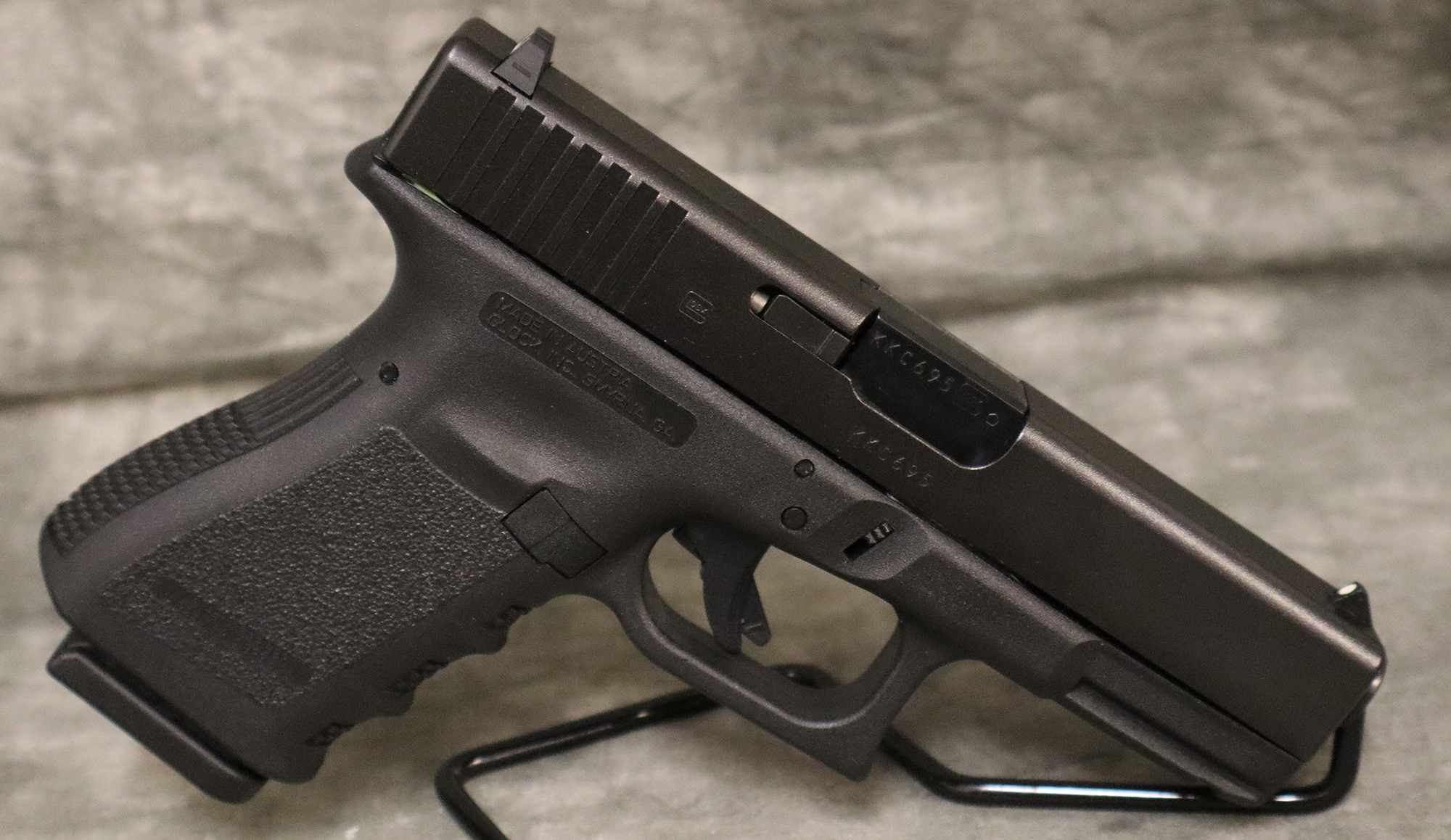 Glock~23~40 S&ampW - Glock