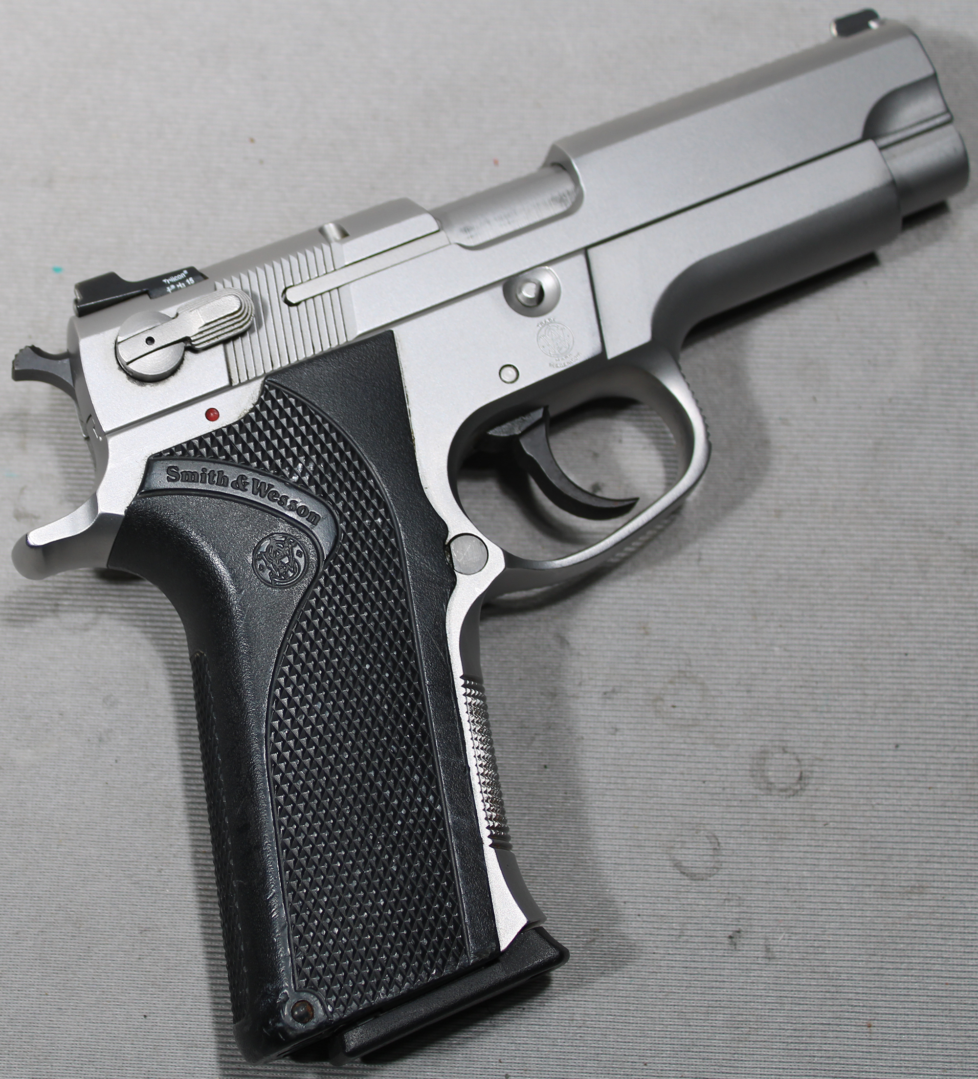 Smith &Wesson ~ Model 4006 ~ .40 S&ampW - Smith & Wesson