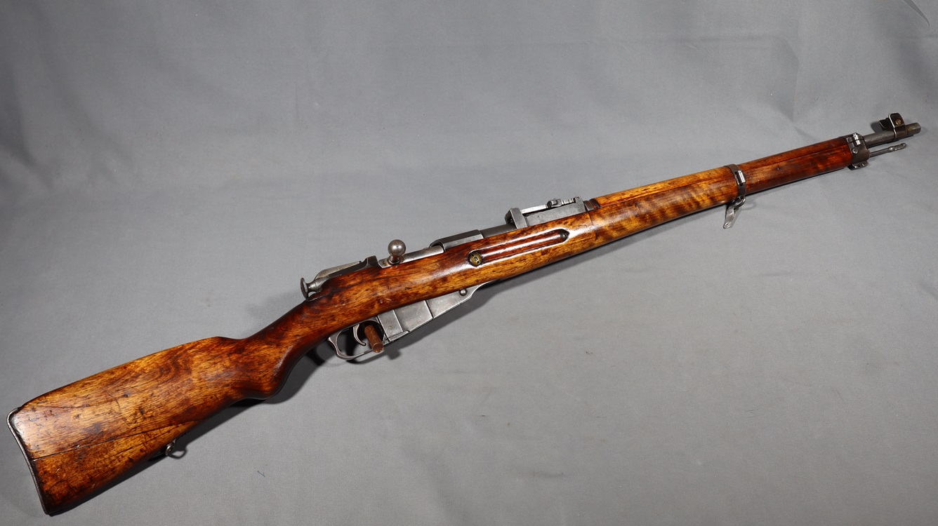 Image of Unlabeled Mosin Nagant~Unlabeled Model~7.62X54R