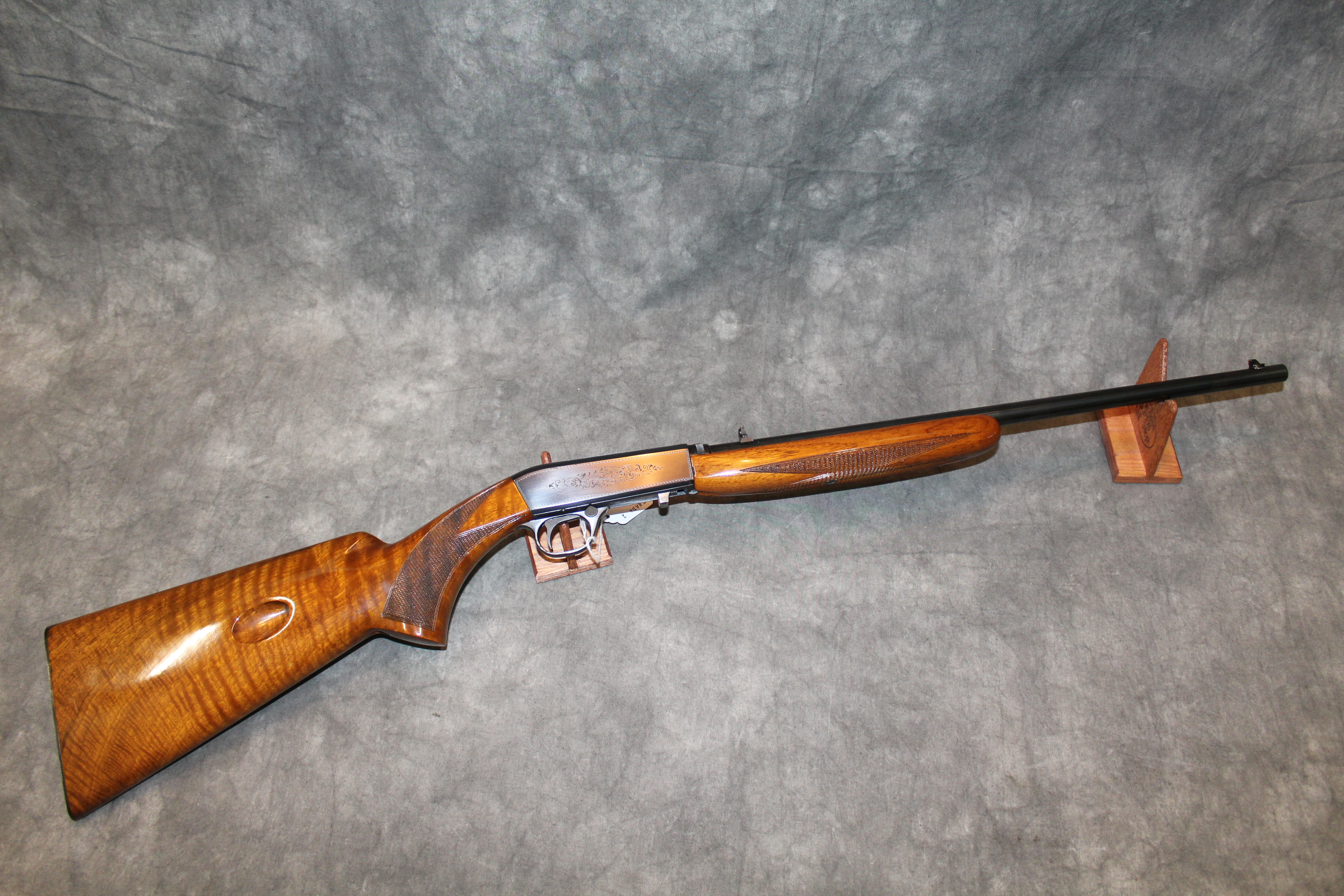 Browning ~ No Model ~ .22 Long Rifle - Browning