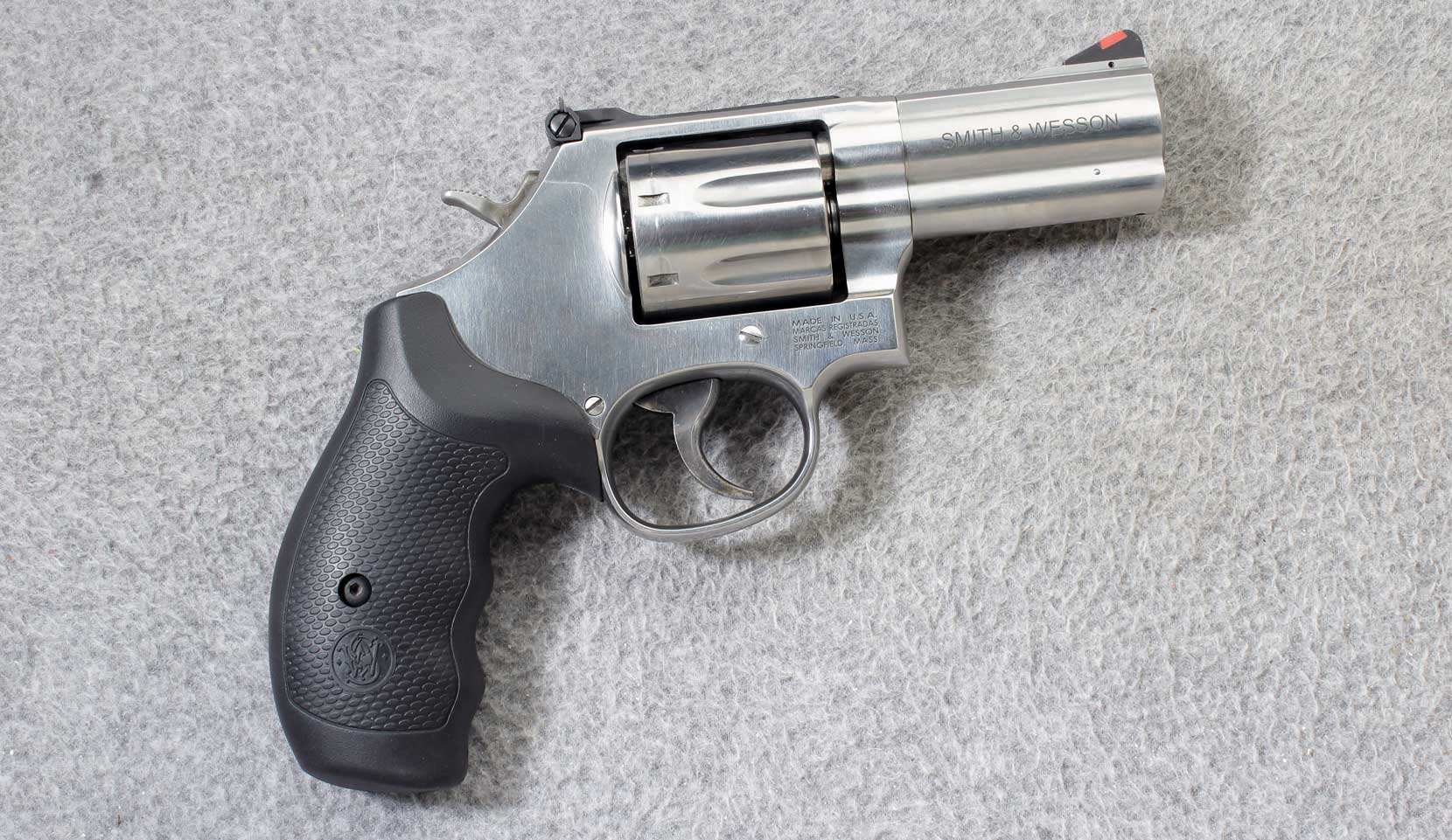 Smith &Wesson ~ 686-6 Plus ~ .357 Magnum - Smith & Wesson
